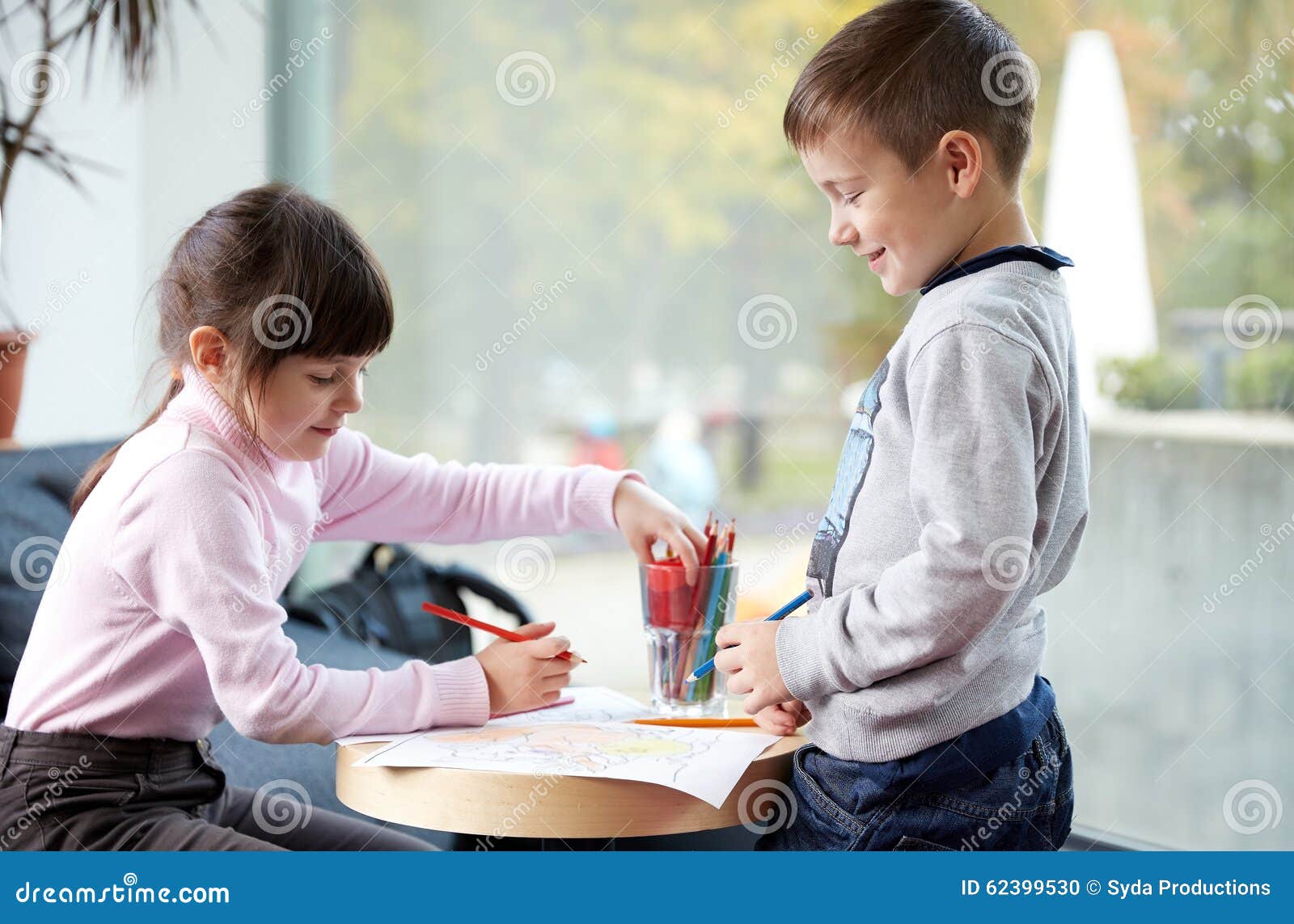 3 566 Boy Girl Pencil Drawing Photos Free Royalty Free Stock Photos From Dreamstime