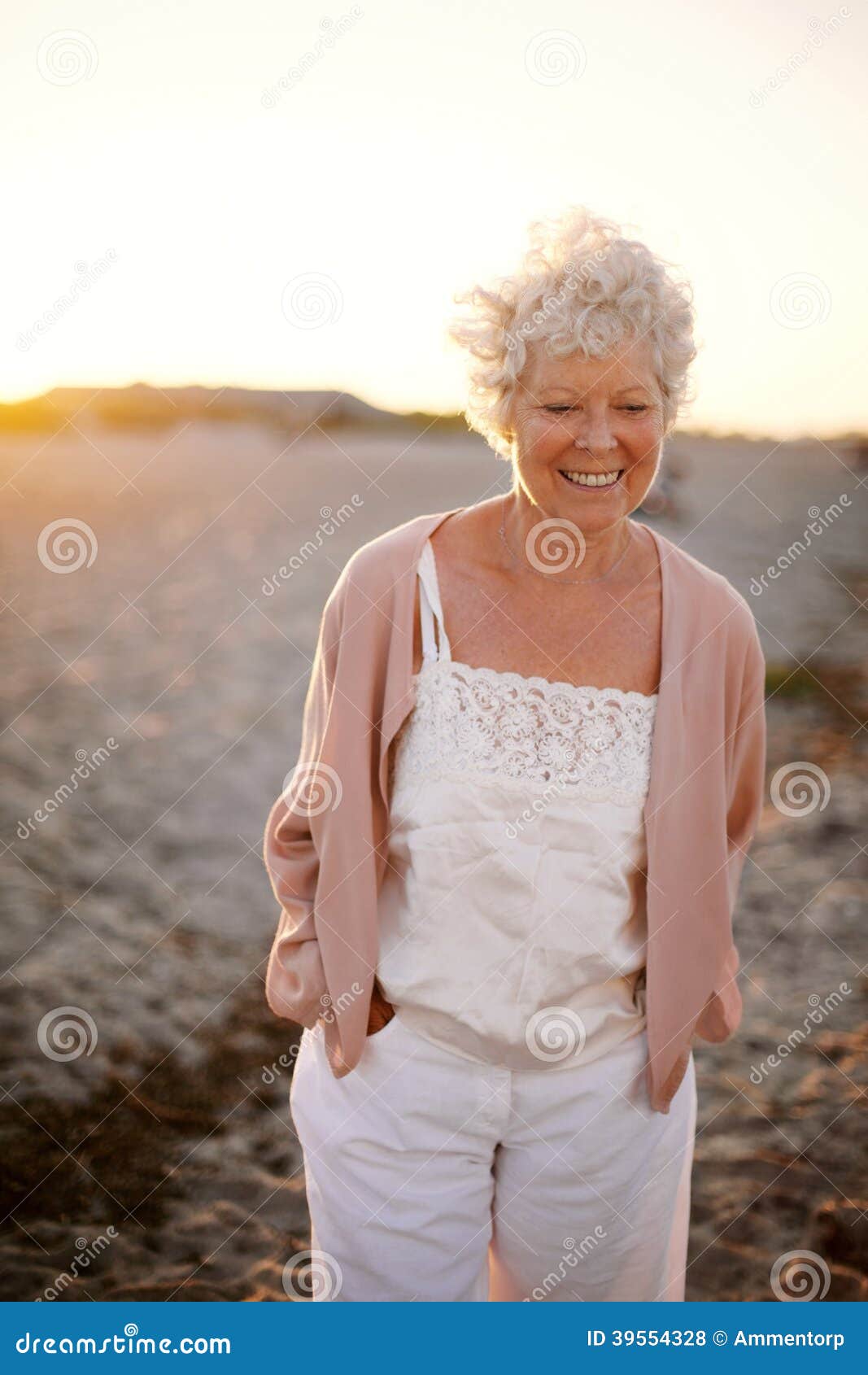 Lady Mature Old Random Photo Gallery