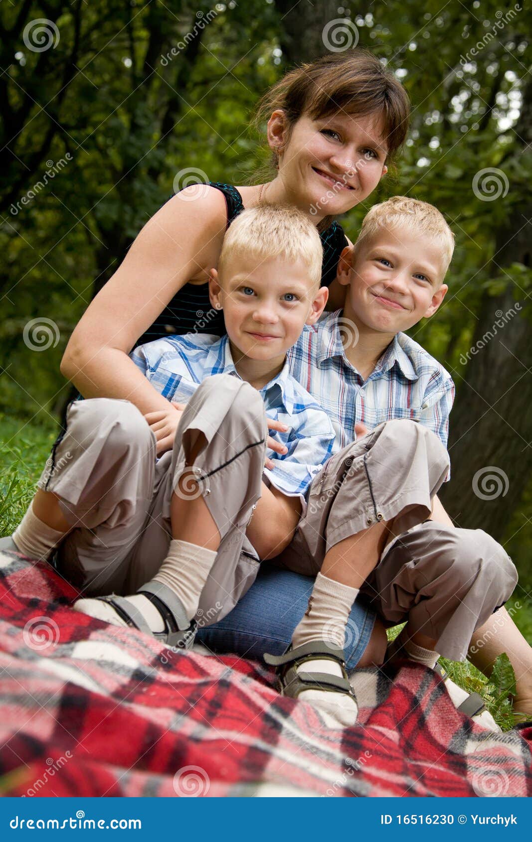 fraternal twins boy and girl adult