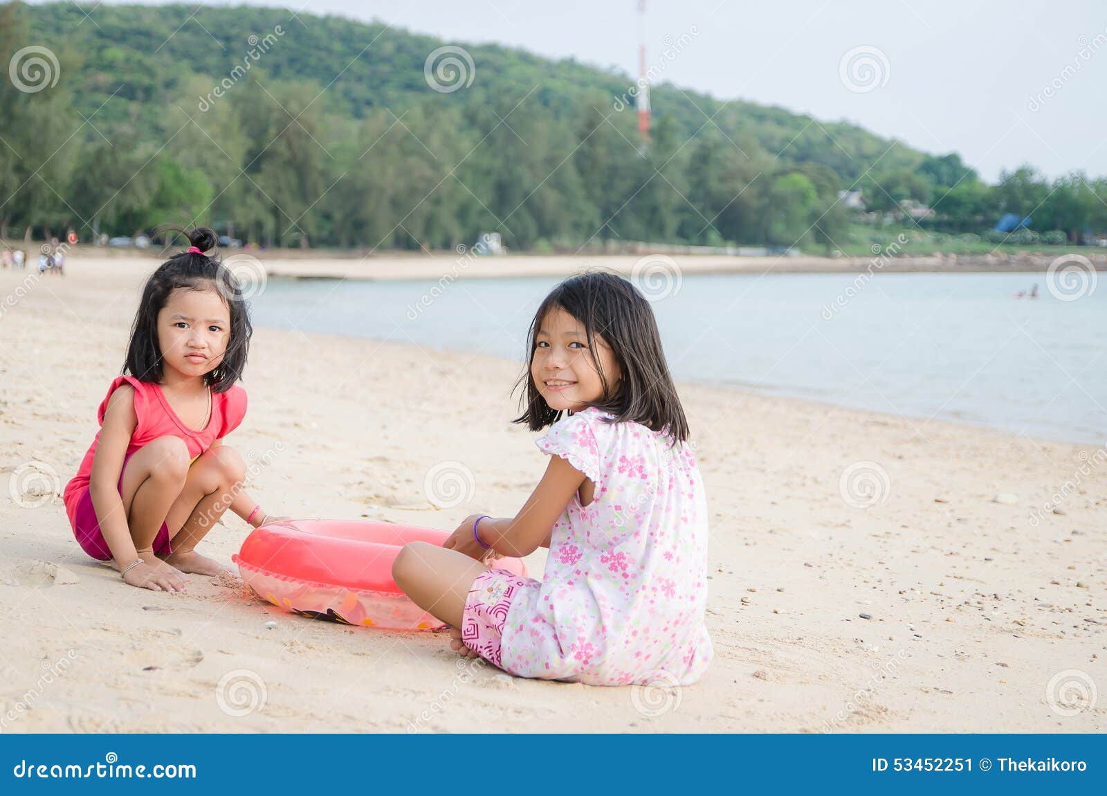 Юные тайцы. Тайская девочка дети. Девочка Таиланда маленькая. Маленькие девочки из Тайланда. Тайские малыши девочки.