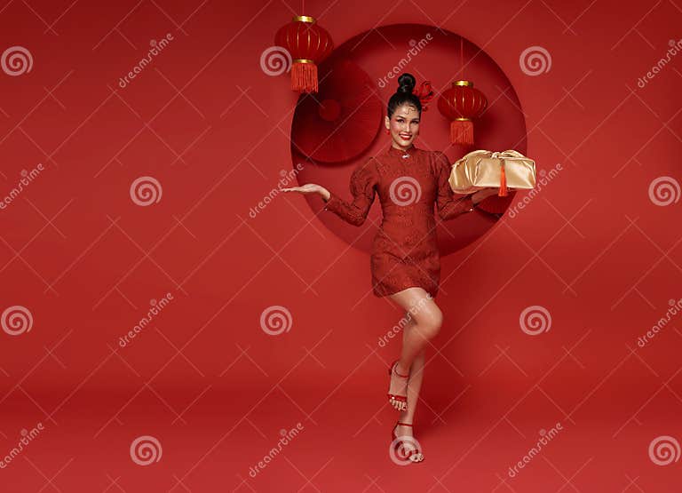 2025 chinese new year header image