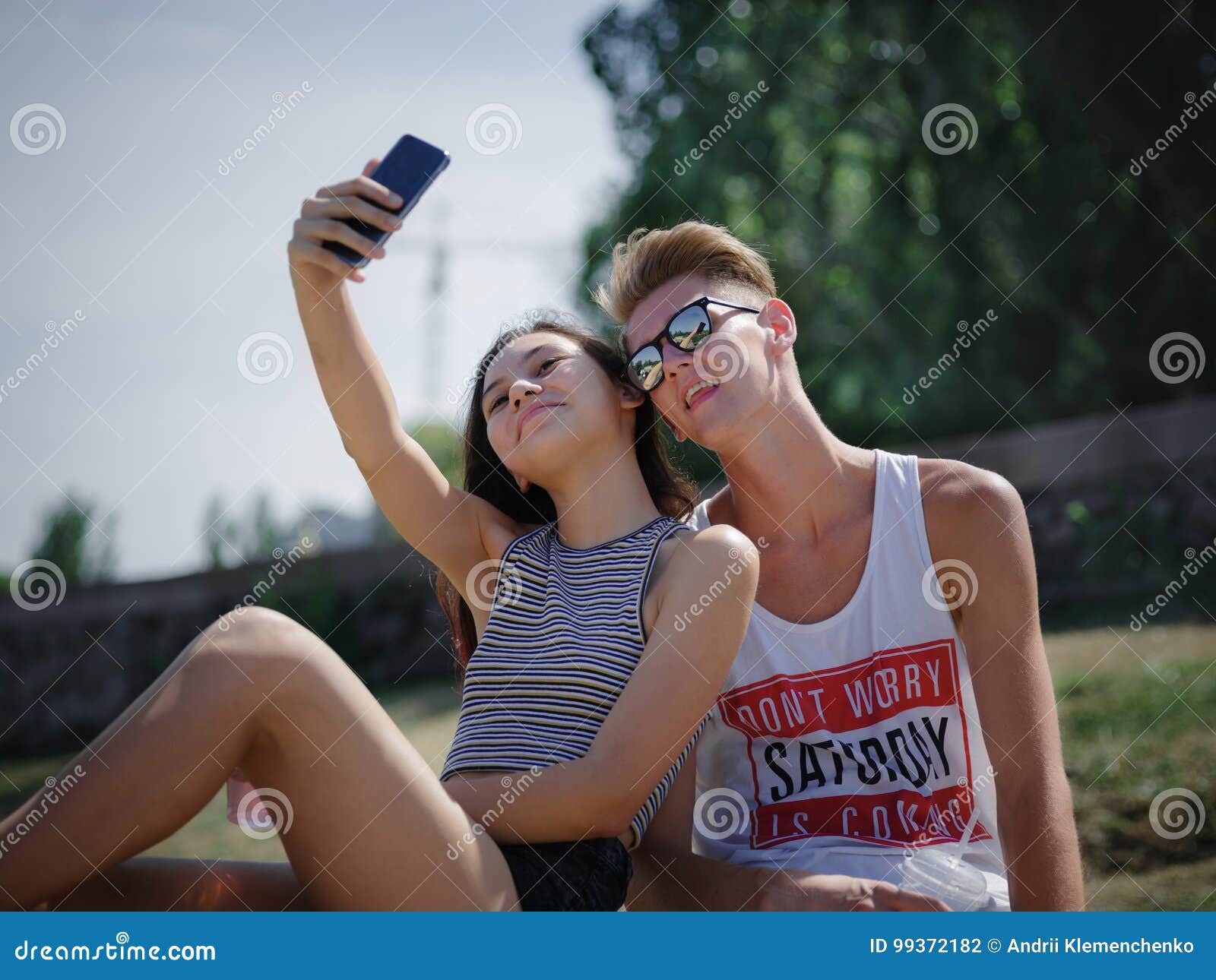 52,200+ Cute Boyfriend And Girlfriend Pictures Pictures Stock Photos,  Pictures & Royalty-Free Images - iStock