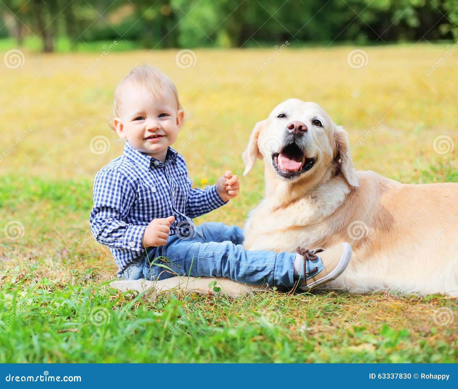 Happy Smiling Little Boy Child and Golden Retriever Dog Sitting on ...