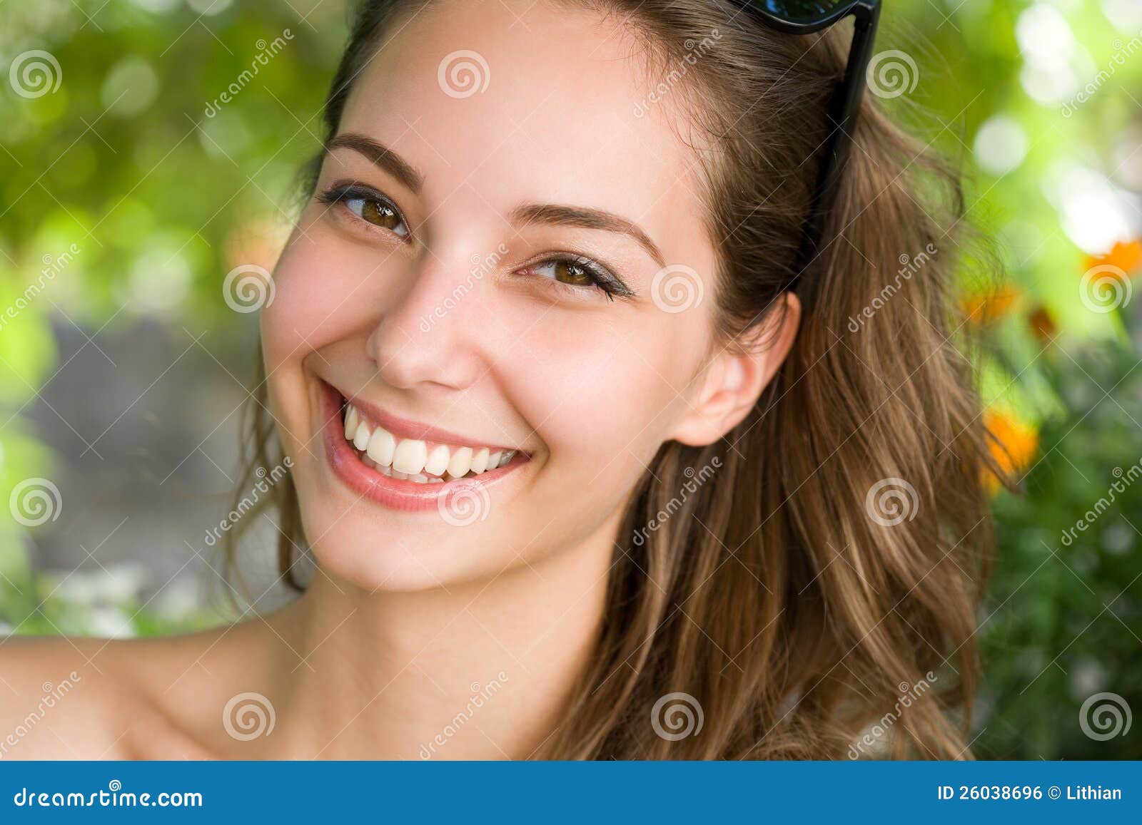 2,214,217 Young Brunette Stock Photos