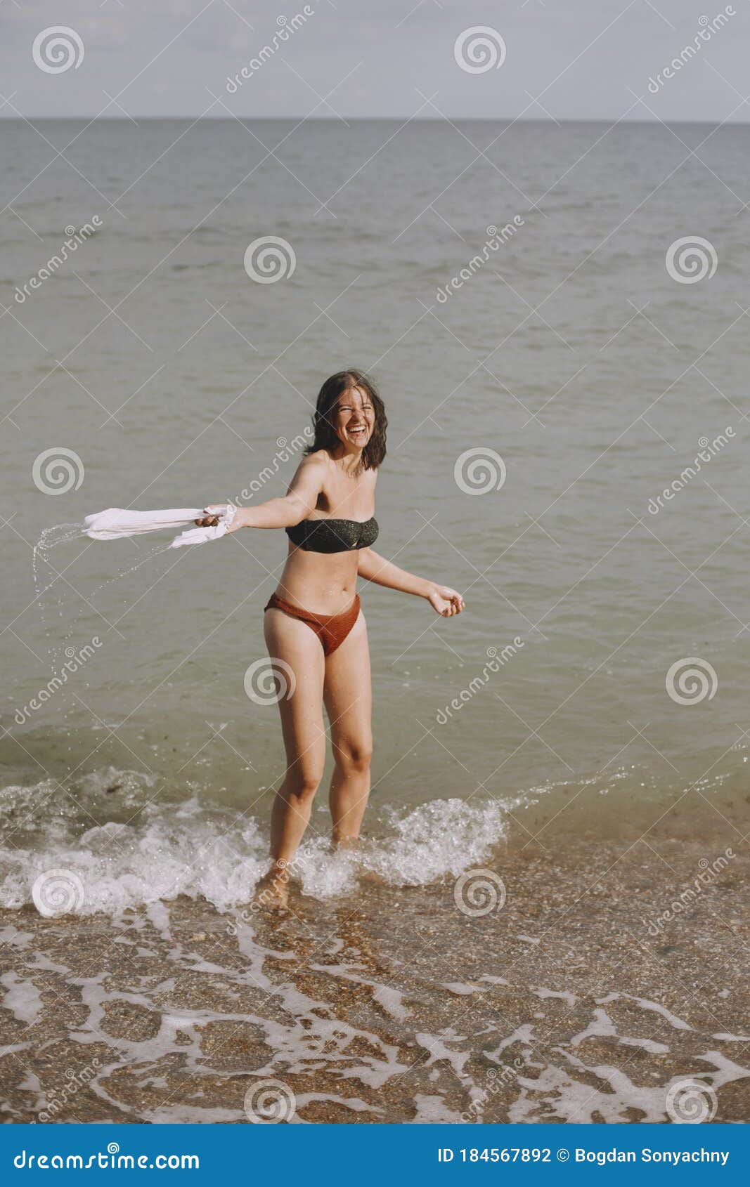 Girl Takes Bikini Off