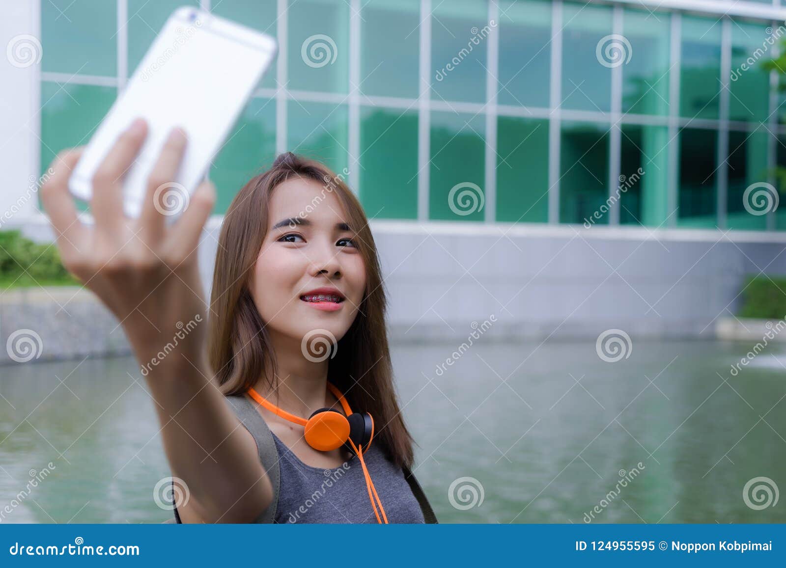 perfect asian girl selfie nude gallerie