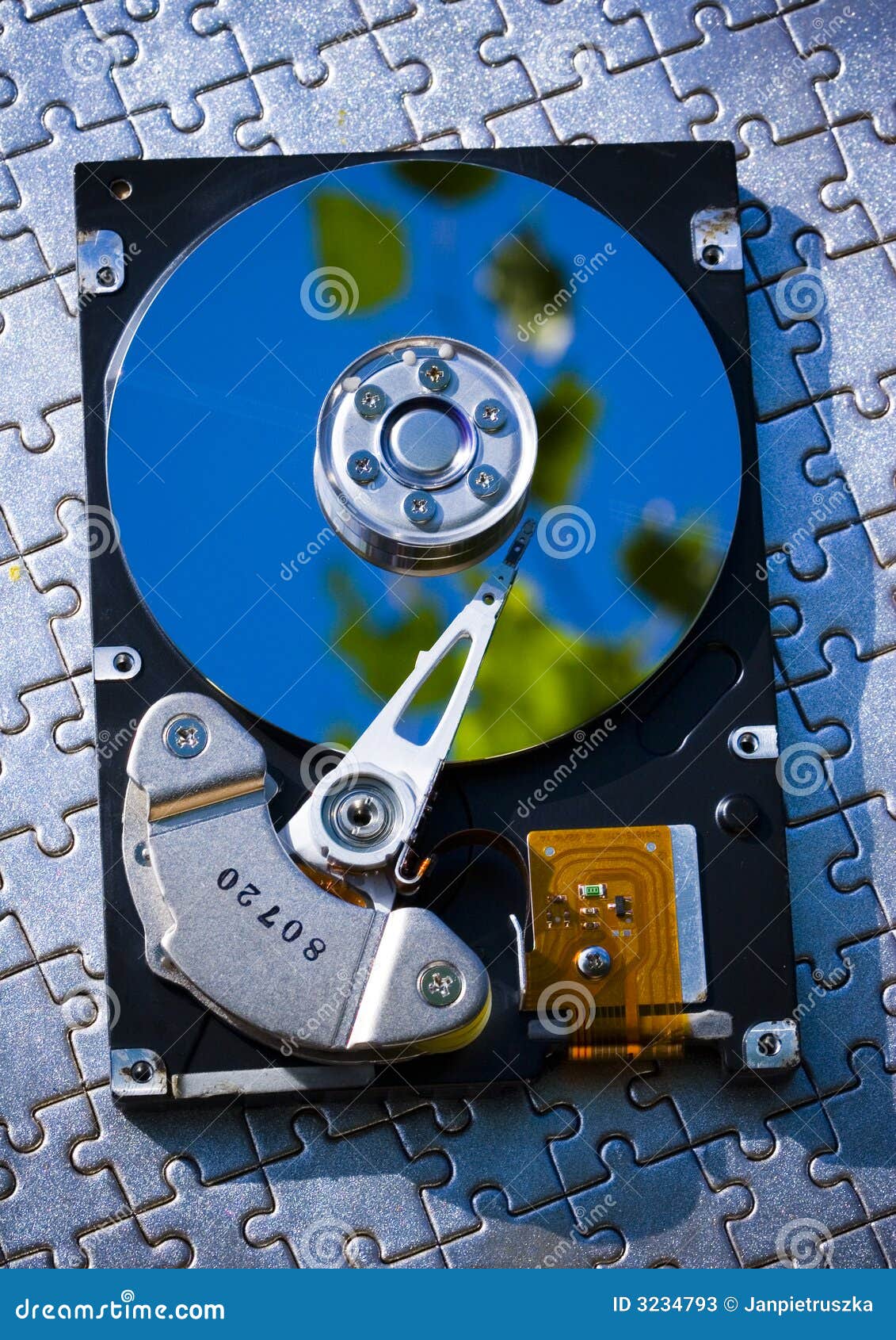 Hard disk on jigsaw stock image. Image of game, gigabyte 3234793