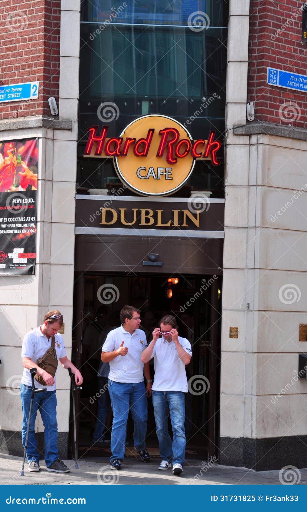 Hard Rock Cafe Dublin editorial image. Image of alcohol 31731825