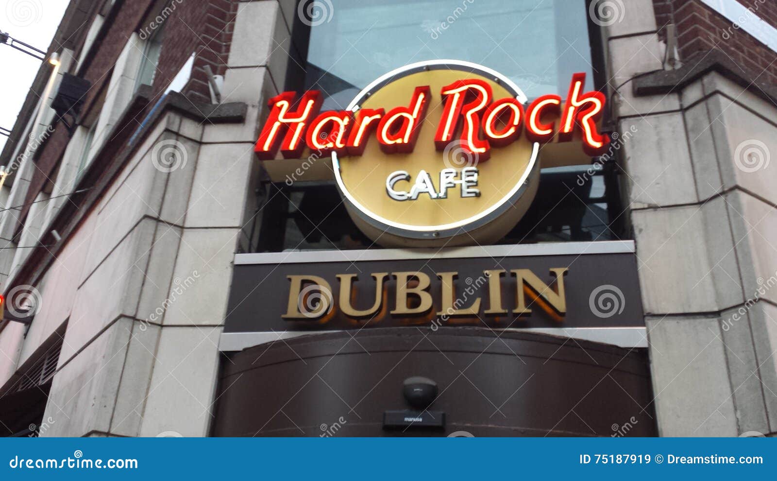 Hard rock cafe editorial stock image. Image of rock, hard 75187919