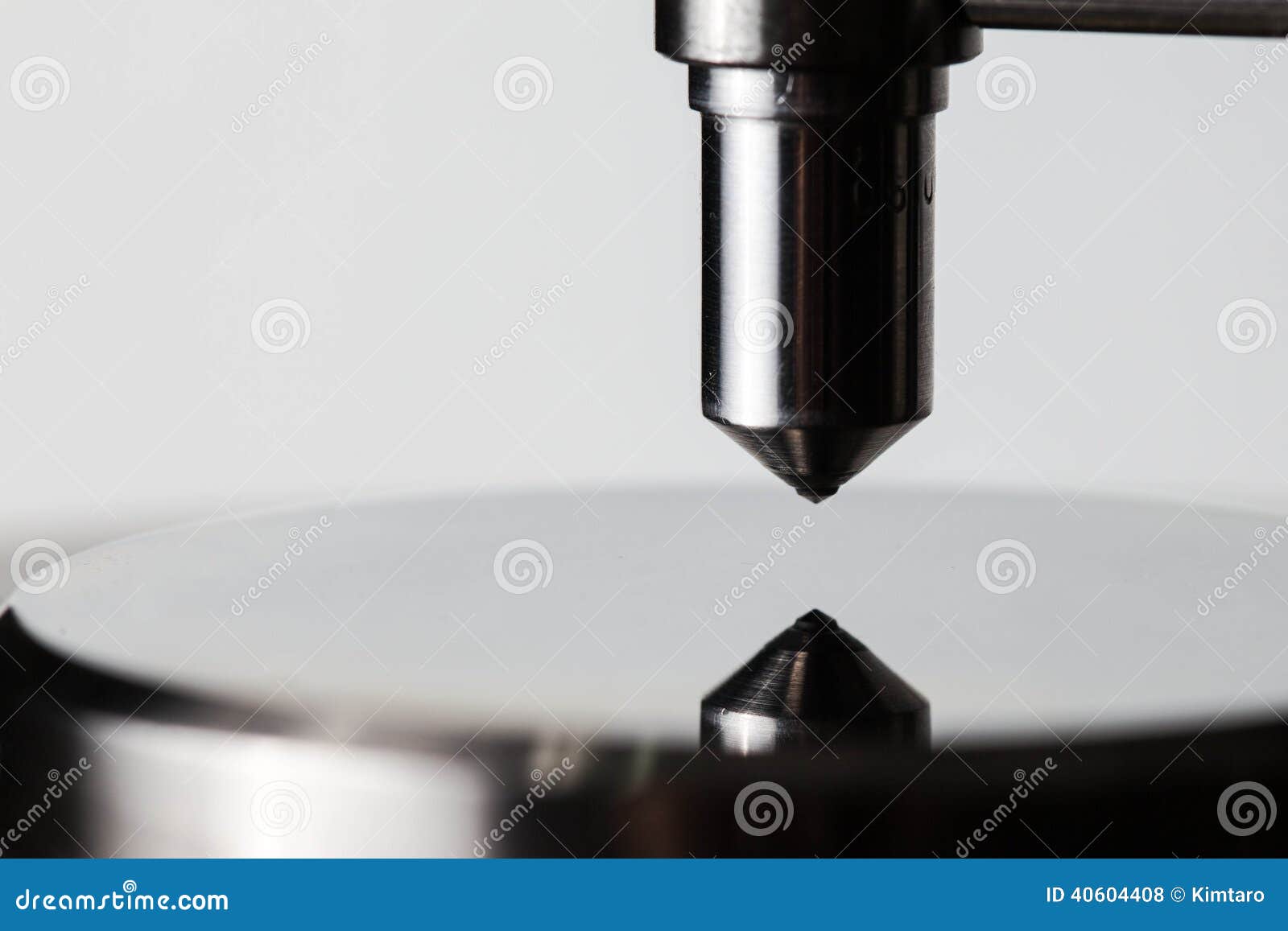 hardness test with standard block