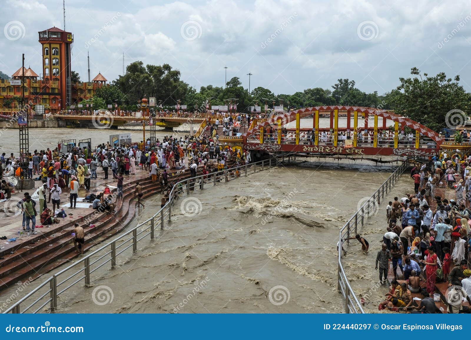 Haridwar in Uttarakhand, India Editorial Photography - Image of bathing,  ghat: 224440297