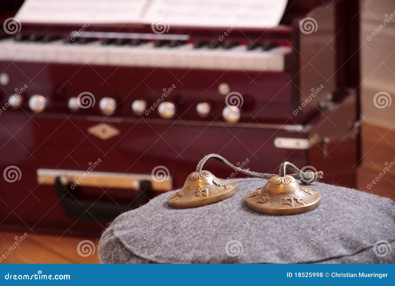 harmonium and cymbal