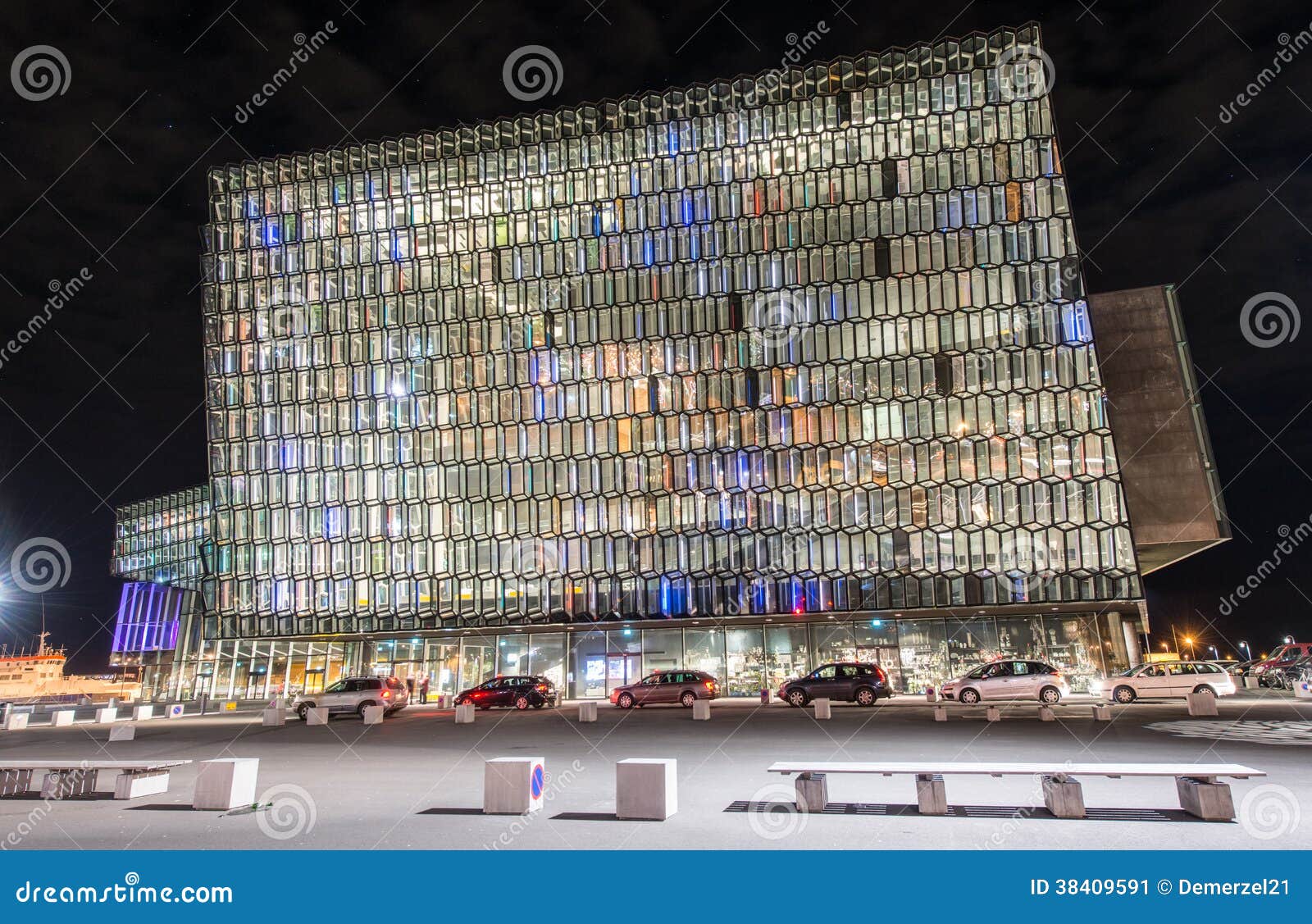 Harpa Concert Hall editorial photo. Image of night, famous - 38409591