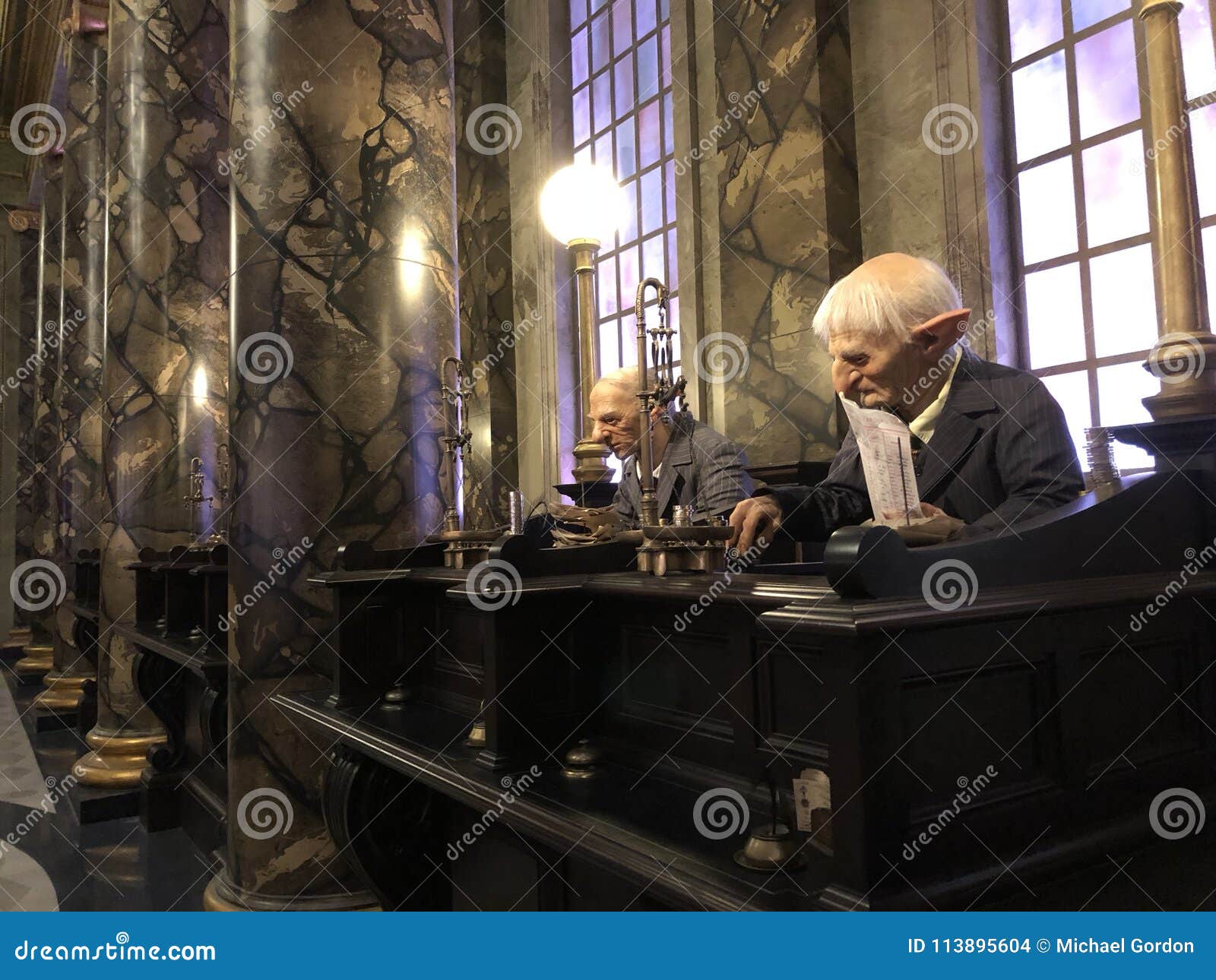 Harry Potter and the Forbidden Journey Editorial Stock Image - Image of  destination, entertainment: 113895604