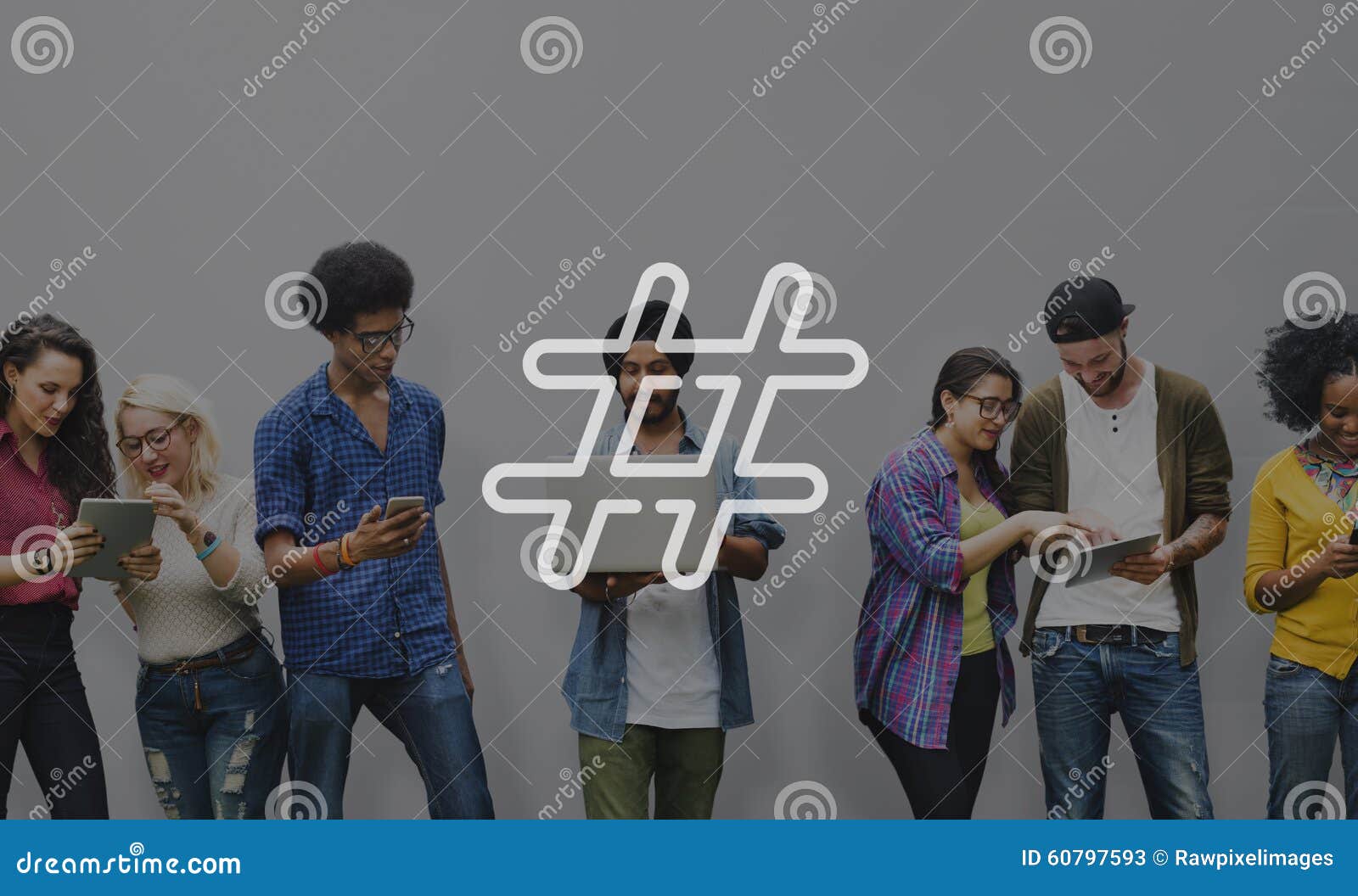 hashtag icon social media blog post concept