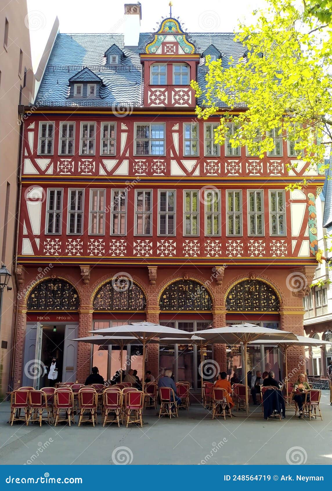 haus zur goldenen waage, medieval half-timbered house in the old town, frankfurt, germany