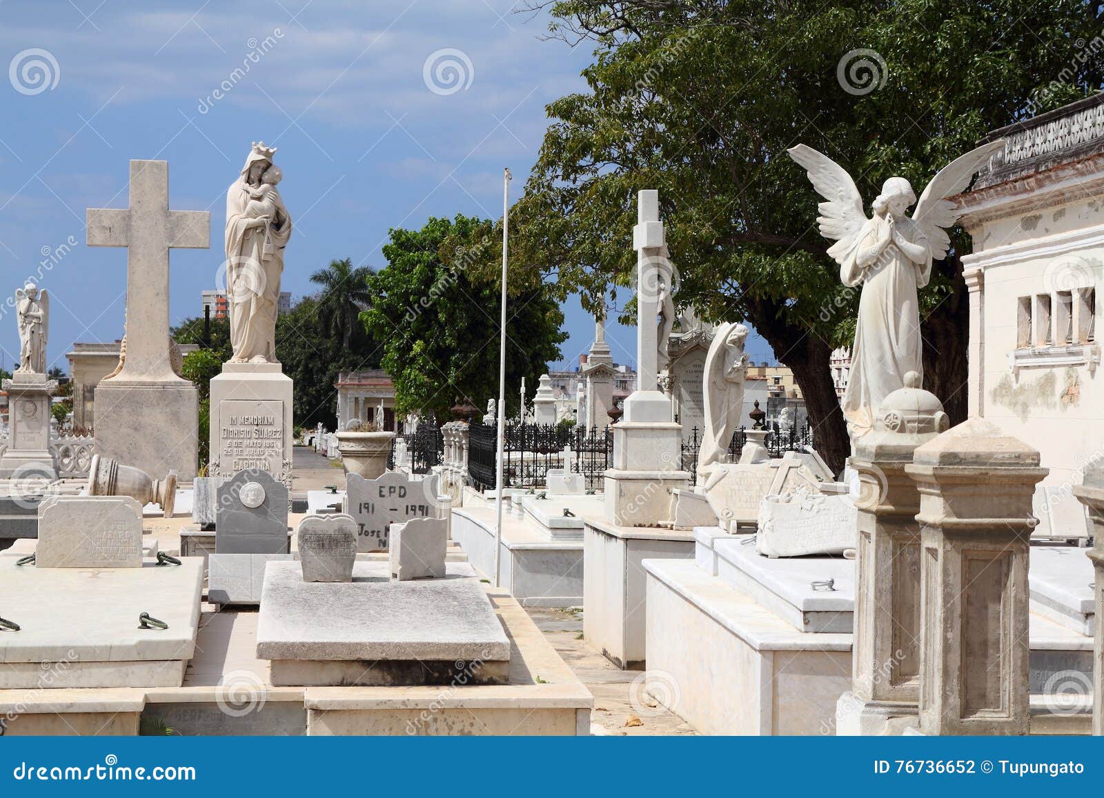 Havana Cemetery redaktionell arkivbild. Bild av monument 76736652