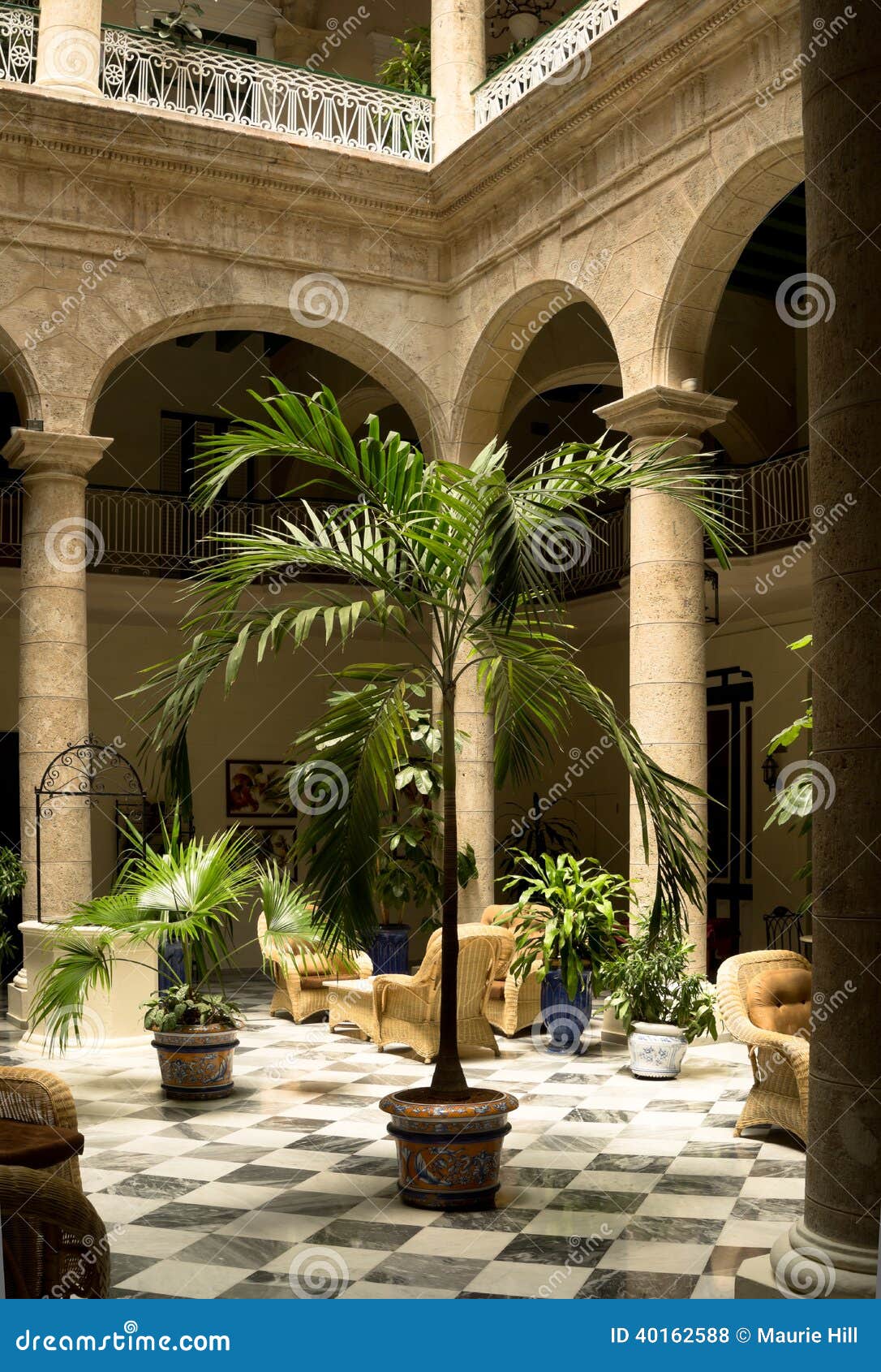 havana cuba, interior courtyard