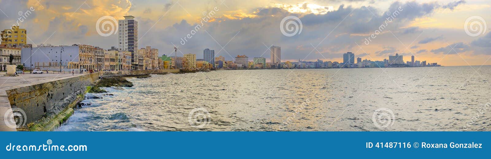 havana malecon panorama