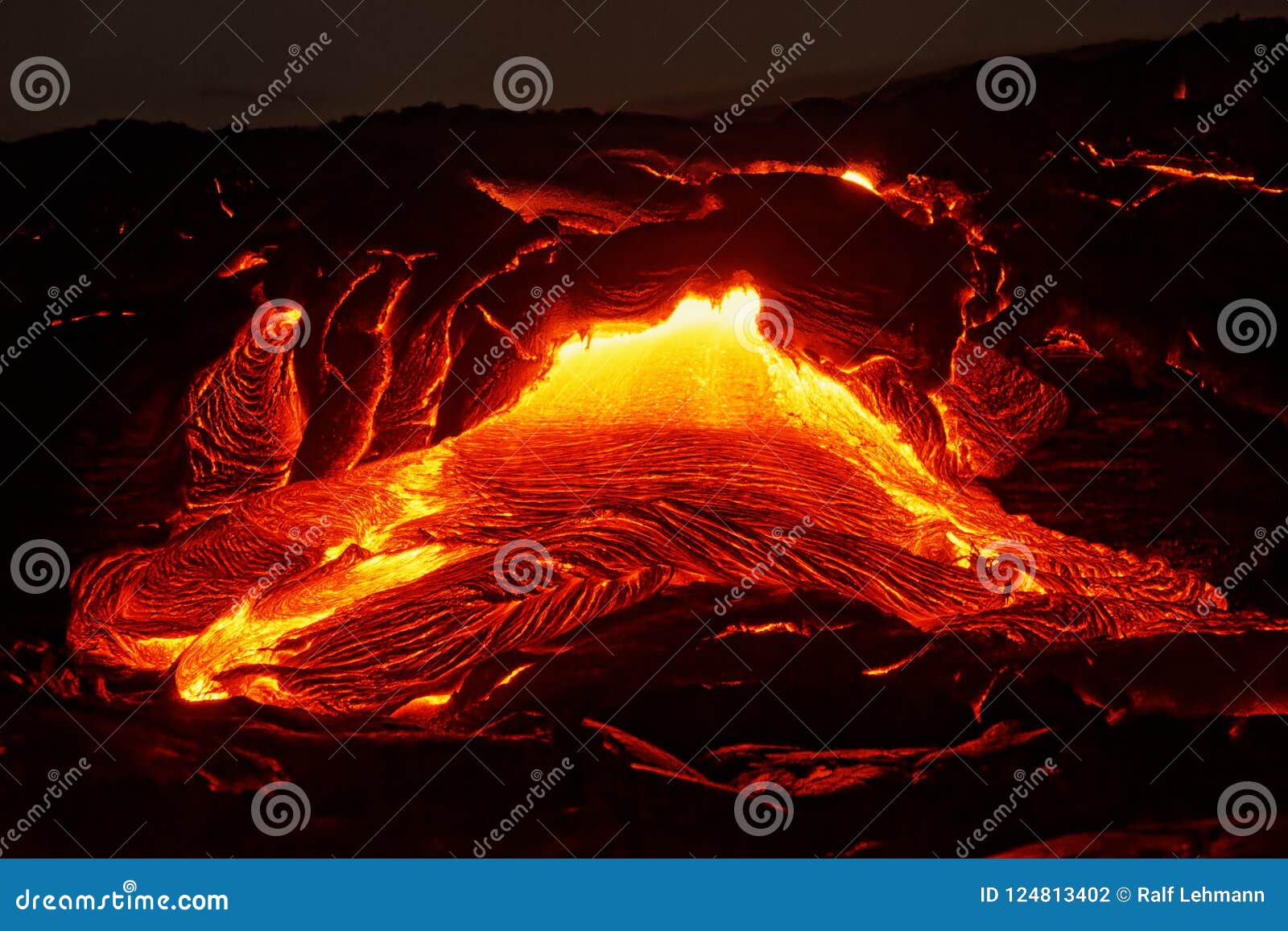 hawaii kilauea lava flow detail