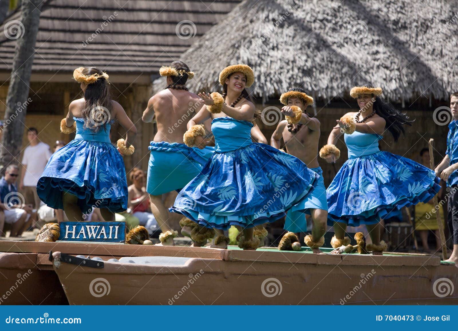 Hawaiian Dancers on Canoe 1634 Editorial Stock Photo Image of blue