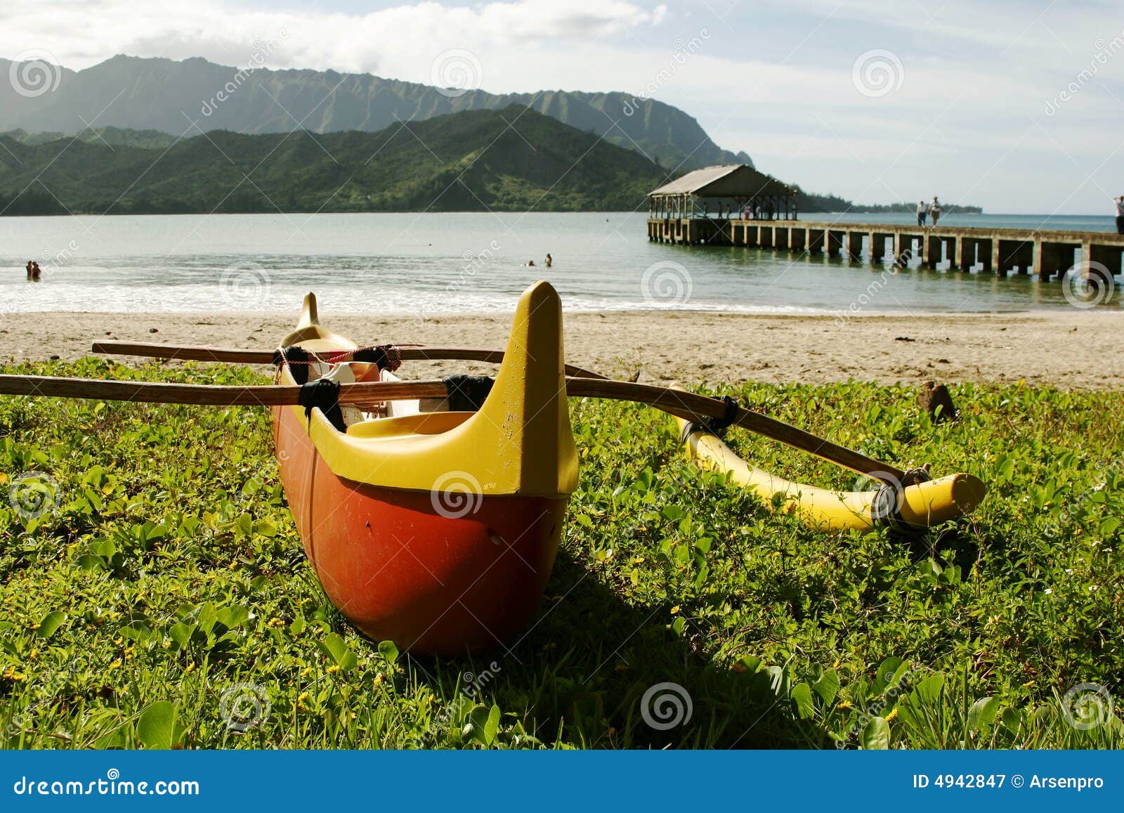 Hawaiian Outrigger Canoe On Beach Stock Image Image of islands, range