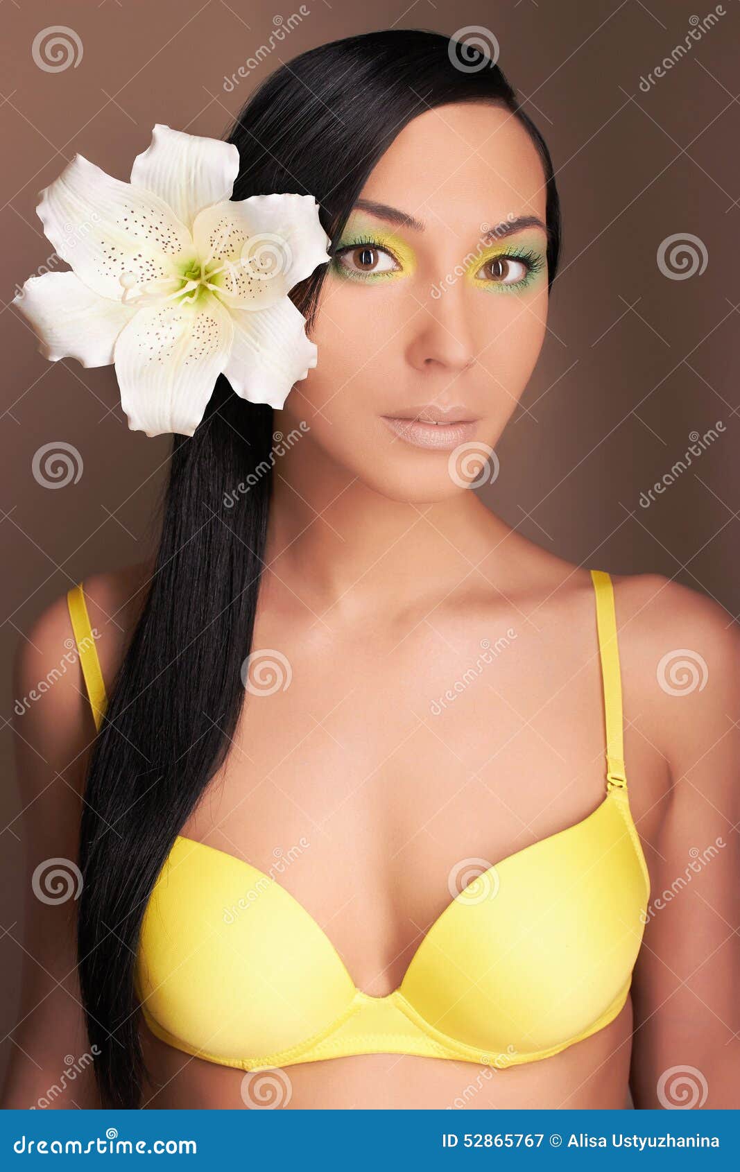 Hawaiian Woman With Xy Girl In Bikini Stock Image Image Of Coloring Color 52865767