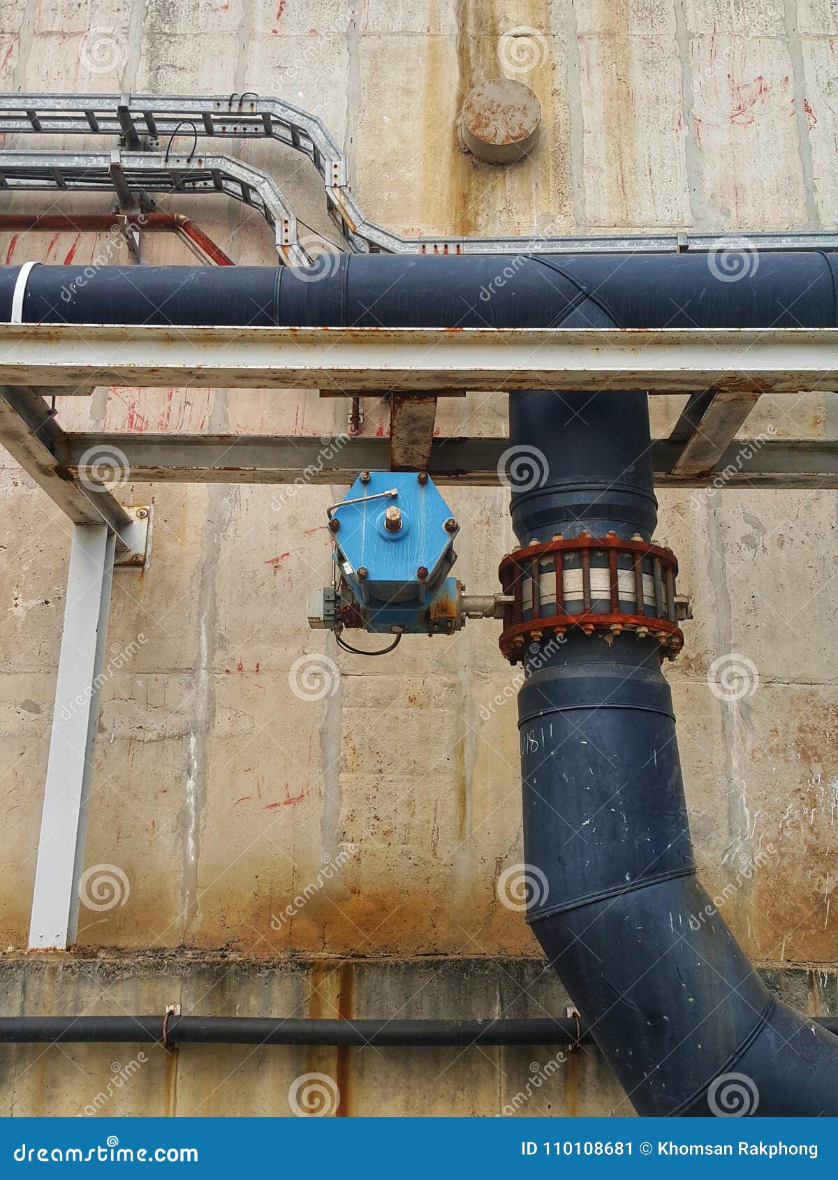 HDPE Pipe Connection and Control Valve Stock Image - Image of flow