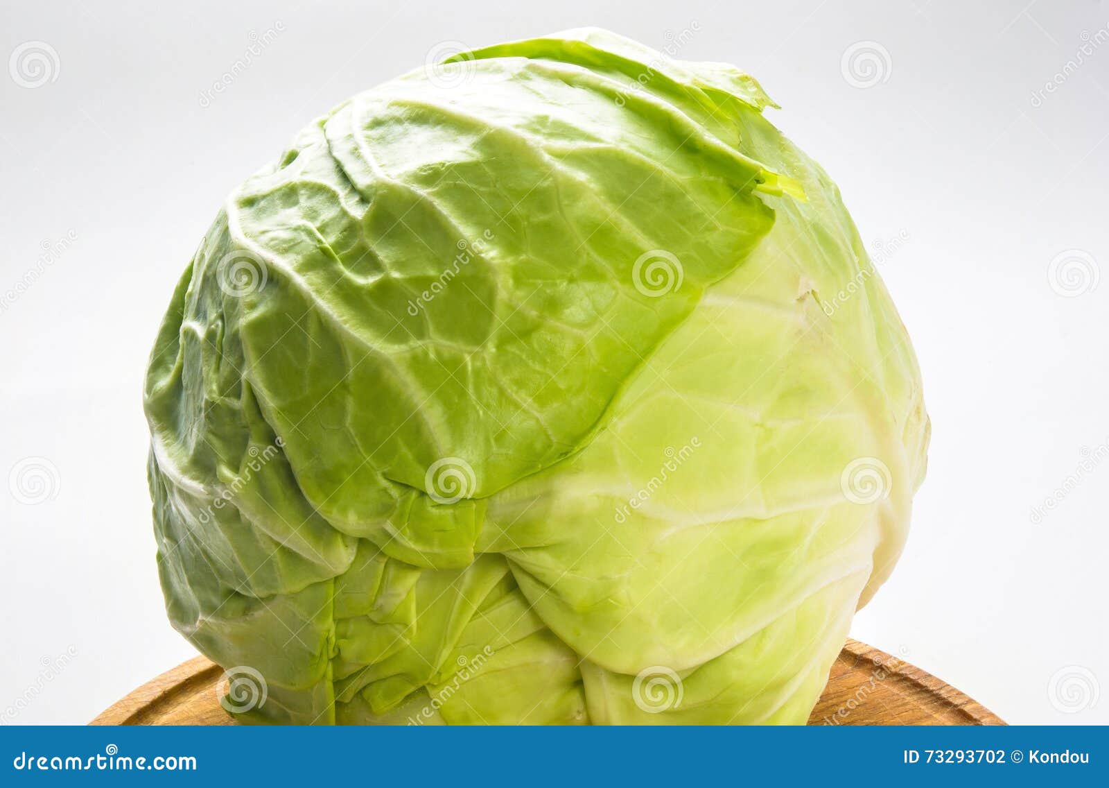 Woman With Green Face Paint Wearing A Cabbage Hat Stock Photo - Download  Image Now - Adult, Adults Only, Cabbage - iStock