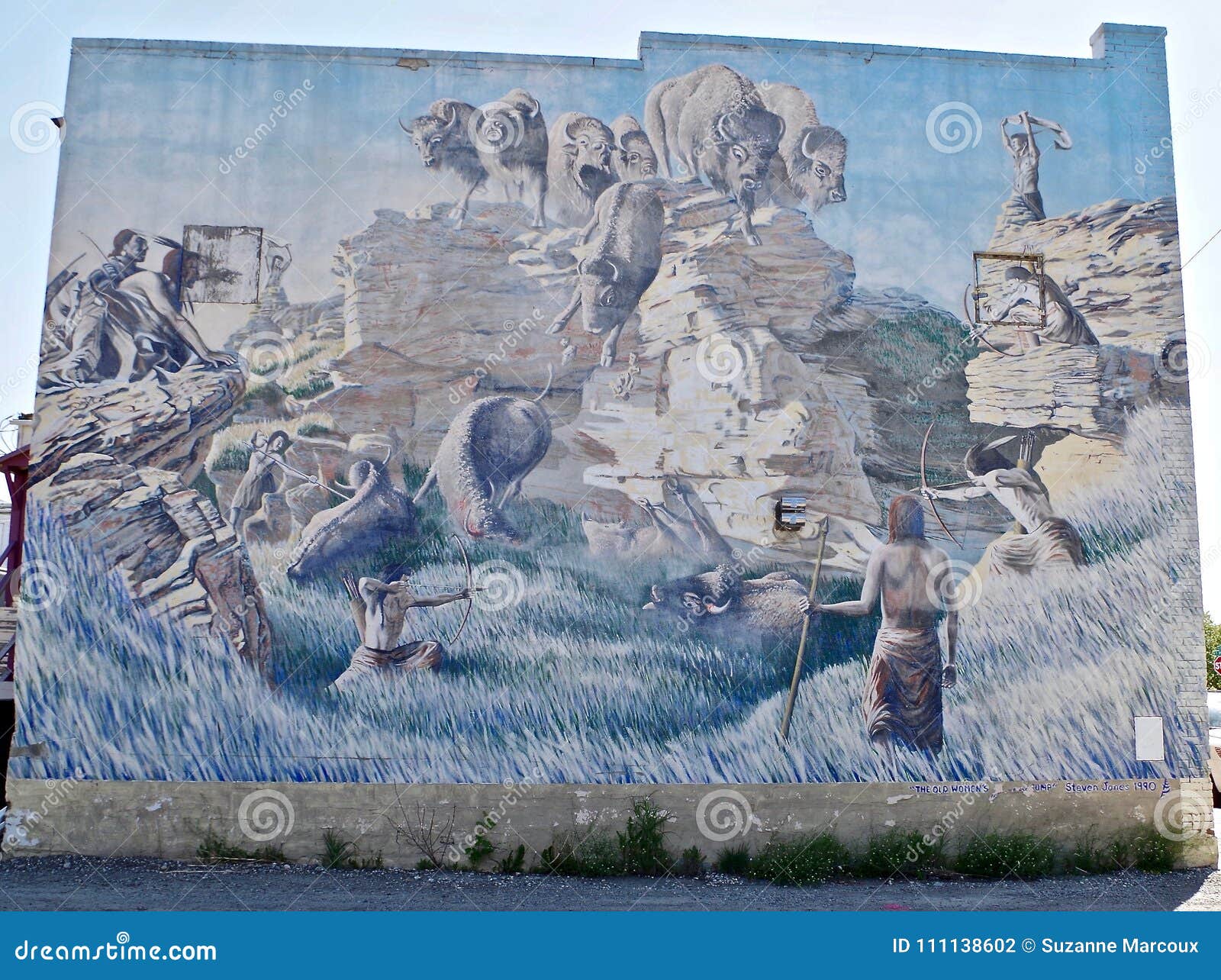 Head Smashed in Buffalo Jump Wall Mural, Southern Alberta, Canada Editorial Photography - Image of decoration, 111138602