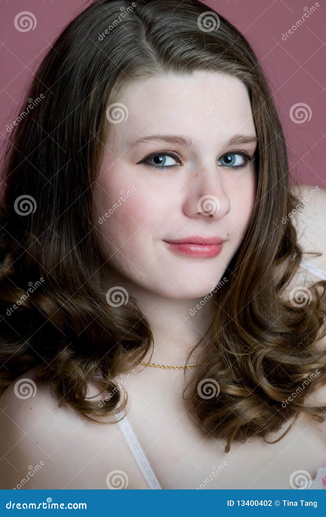 Headshot Beautiful Young Woman Stock Photo - Image of fashion, graceful