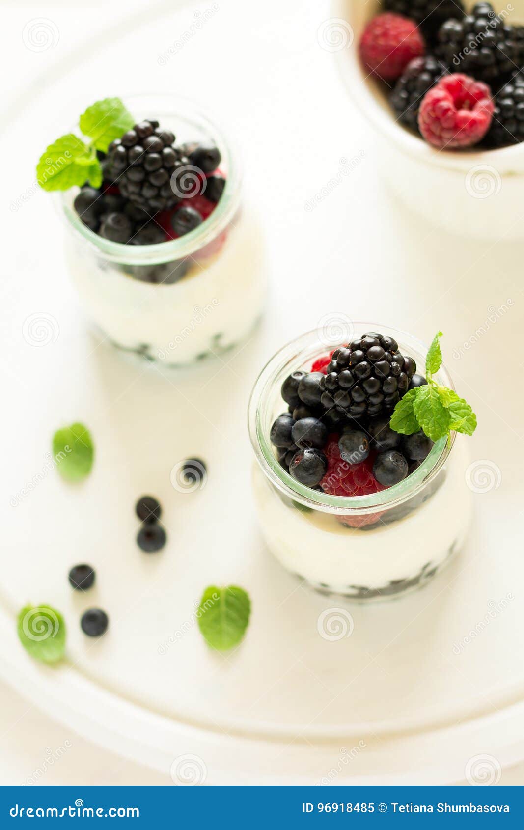 Healthy Breakfast: Yogurt with Strawberry, Blueberry and Blackberry ...