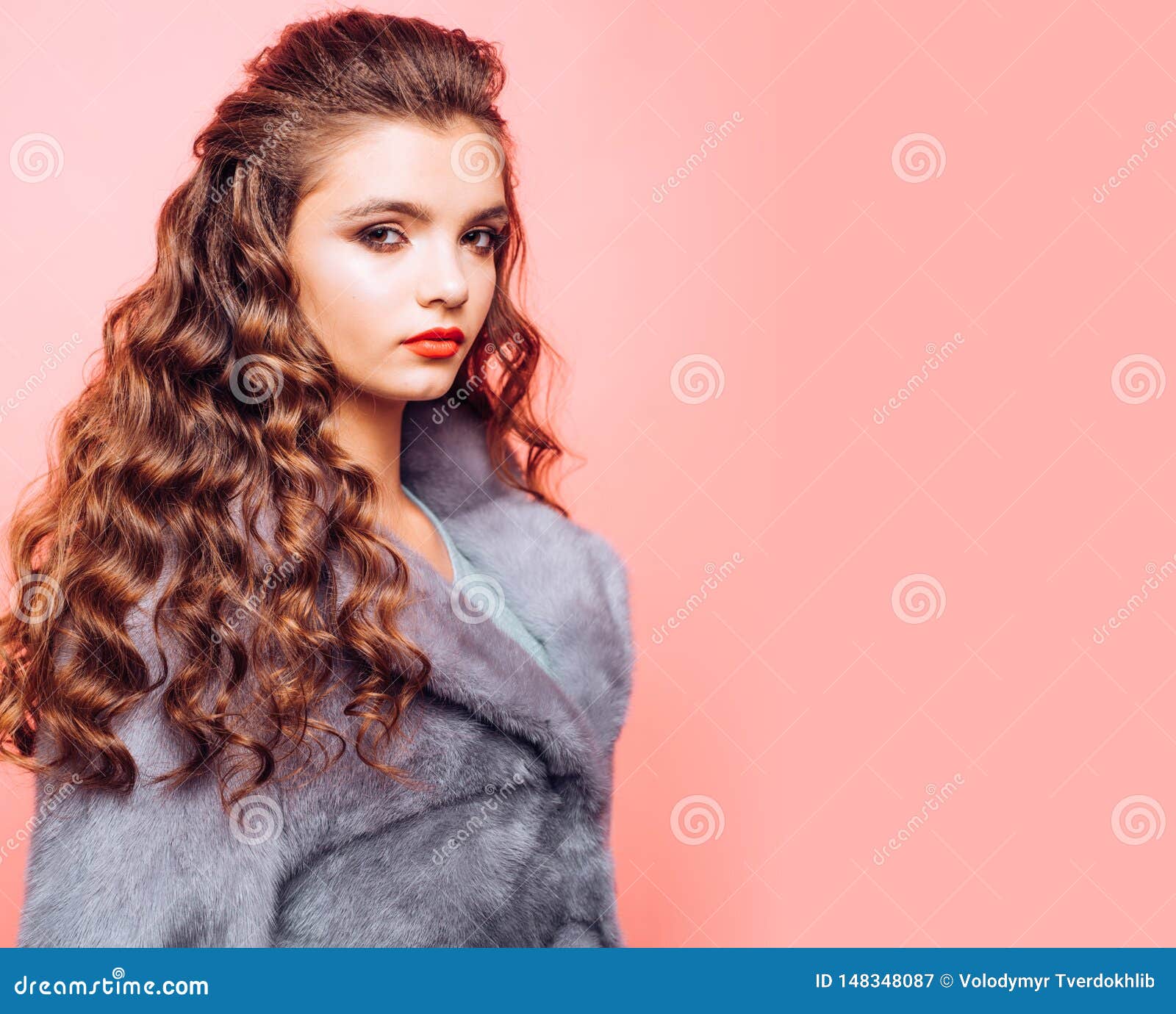 Healthy Hair Care Habits. Teenage Girl with Stylish Wavy Hairstyle. Pretty  Girl with Curly Hairstyle Stock Image - Image of stylish, beauty: 148348087