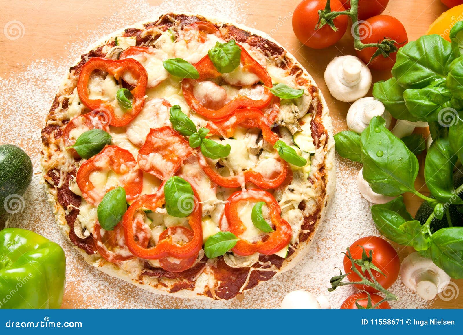 Healthy pizza stock image. Image of italian, circle, mushrooms 11558671