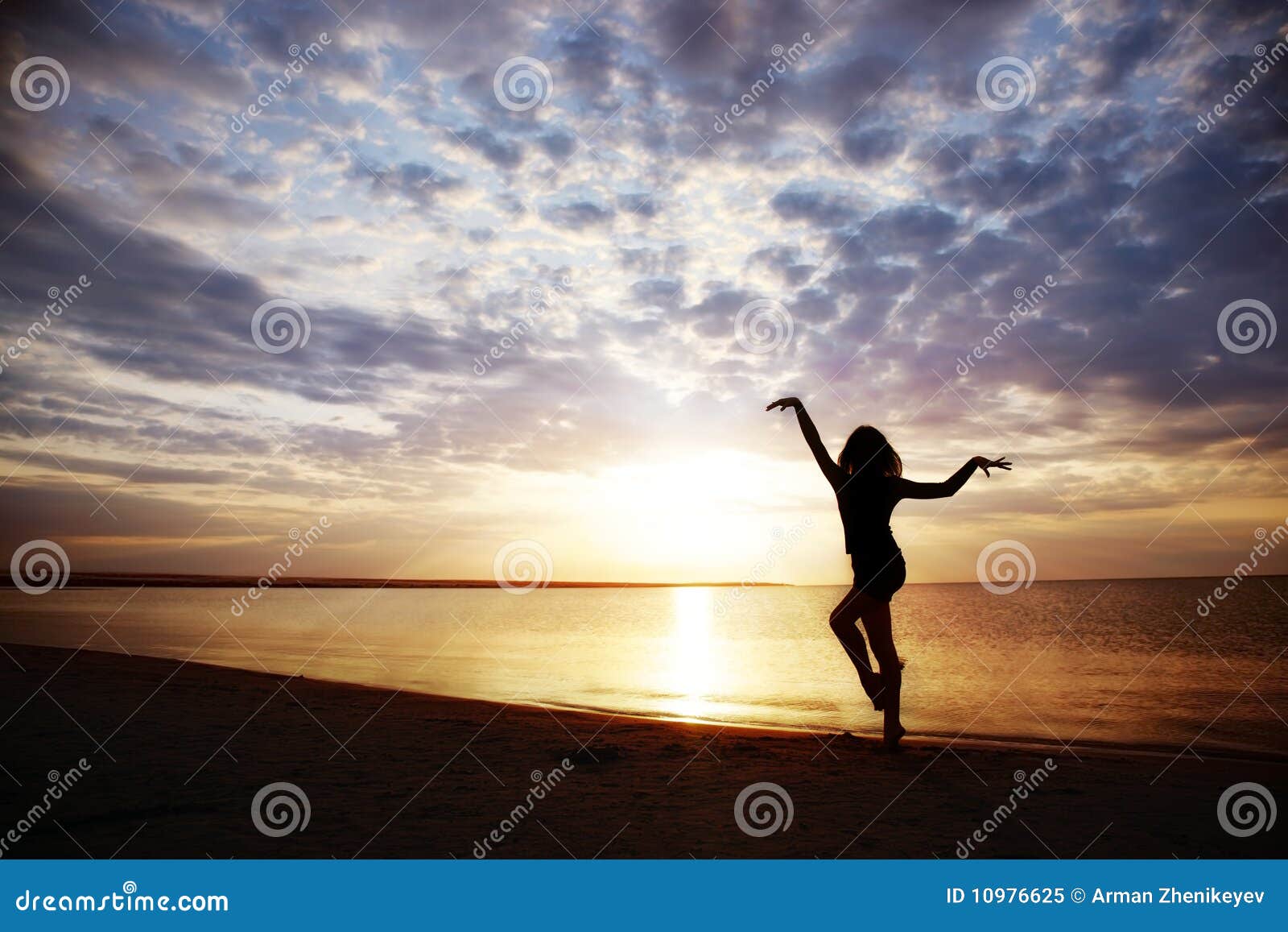 Healthy sunset stock image. Image of coast, outdoors - 10976625