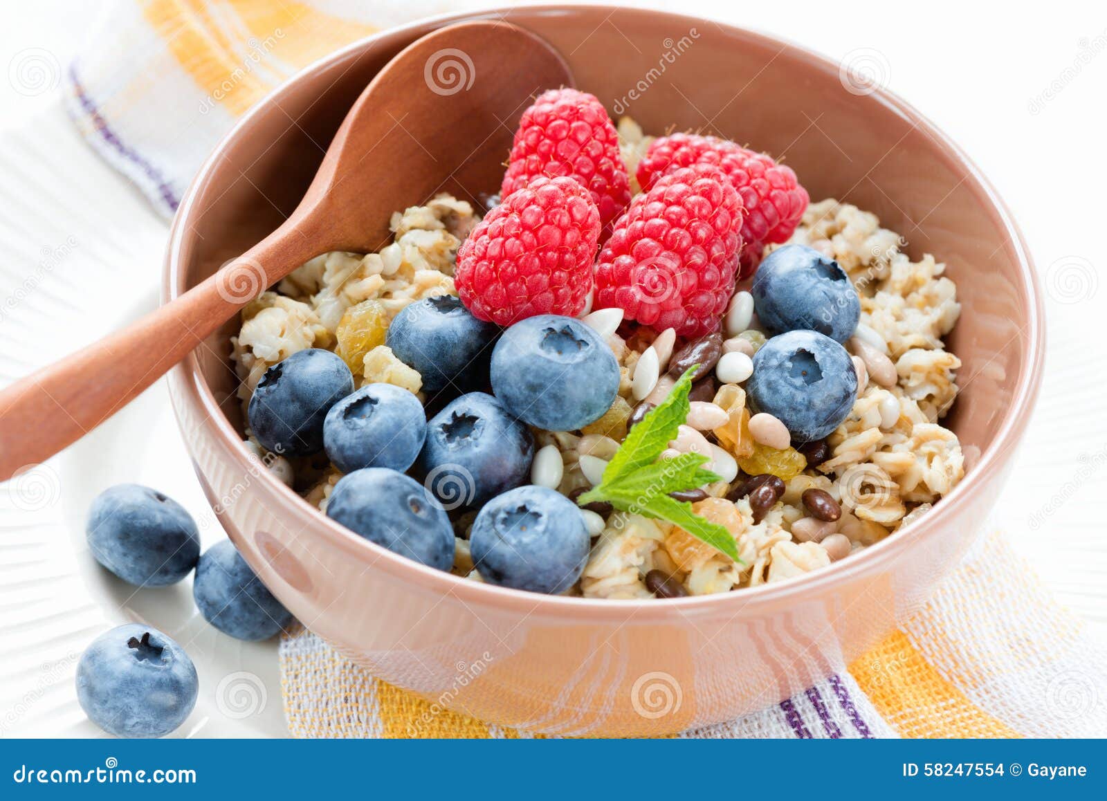 Healthy Vegetarian Breakfast Stock Photo - Image of healthy, grains
