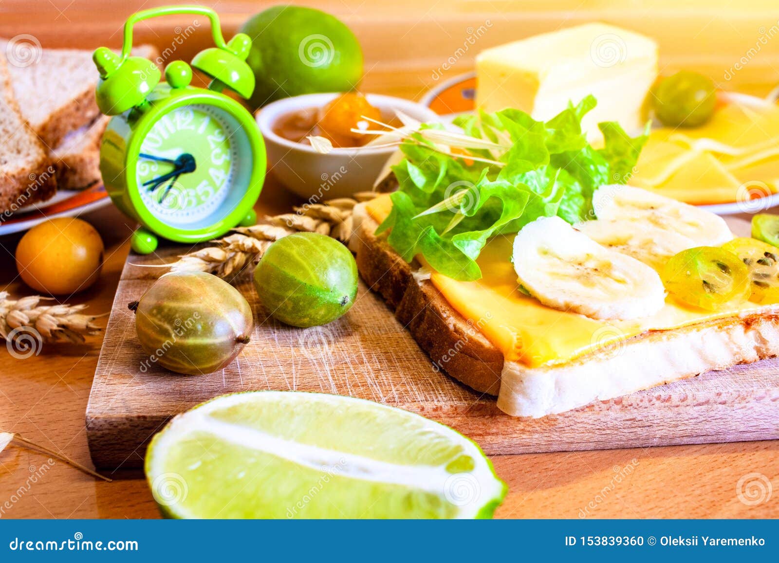 Healthy Vegetarian Sandwich Stock Photo - Image of food, breakfast