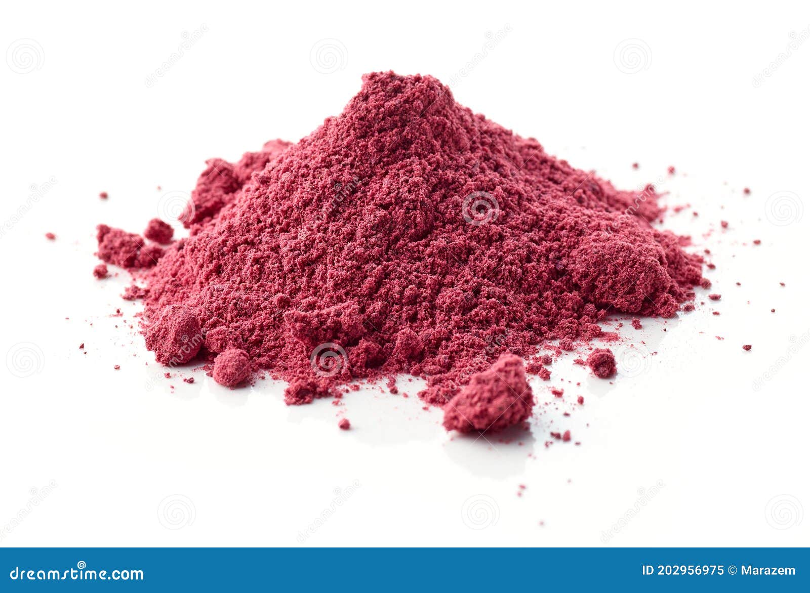 heap of dried beet root powder