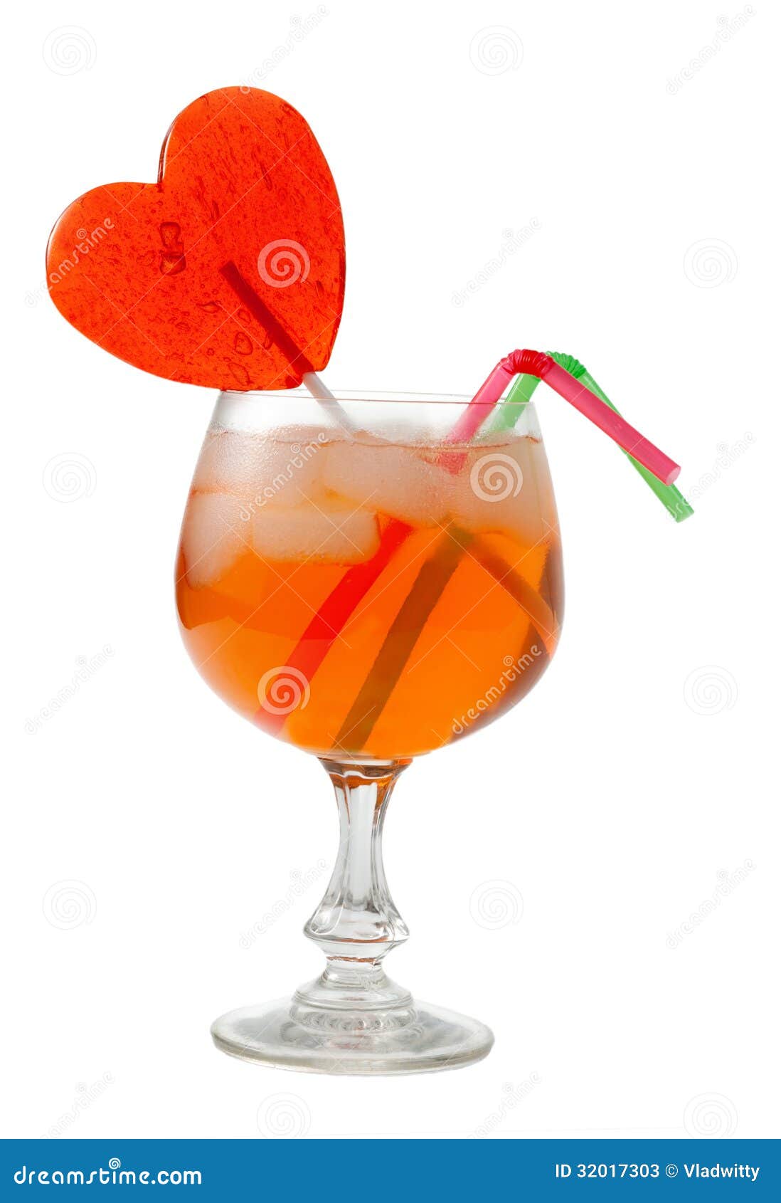 Heart in Alcoholic Cocktails Stock Image Image of splashing