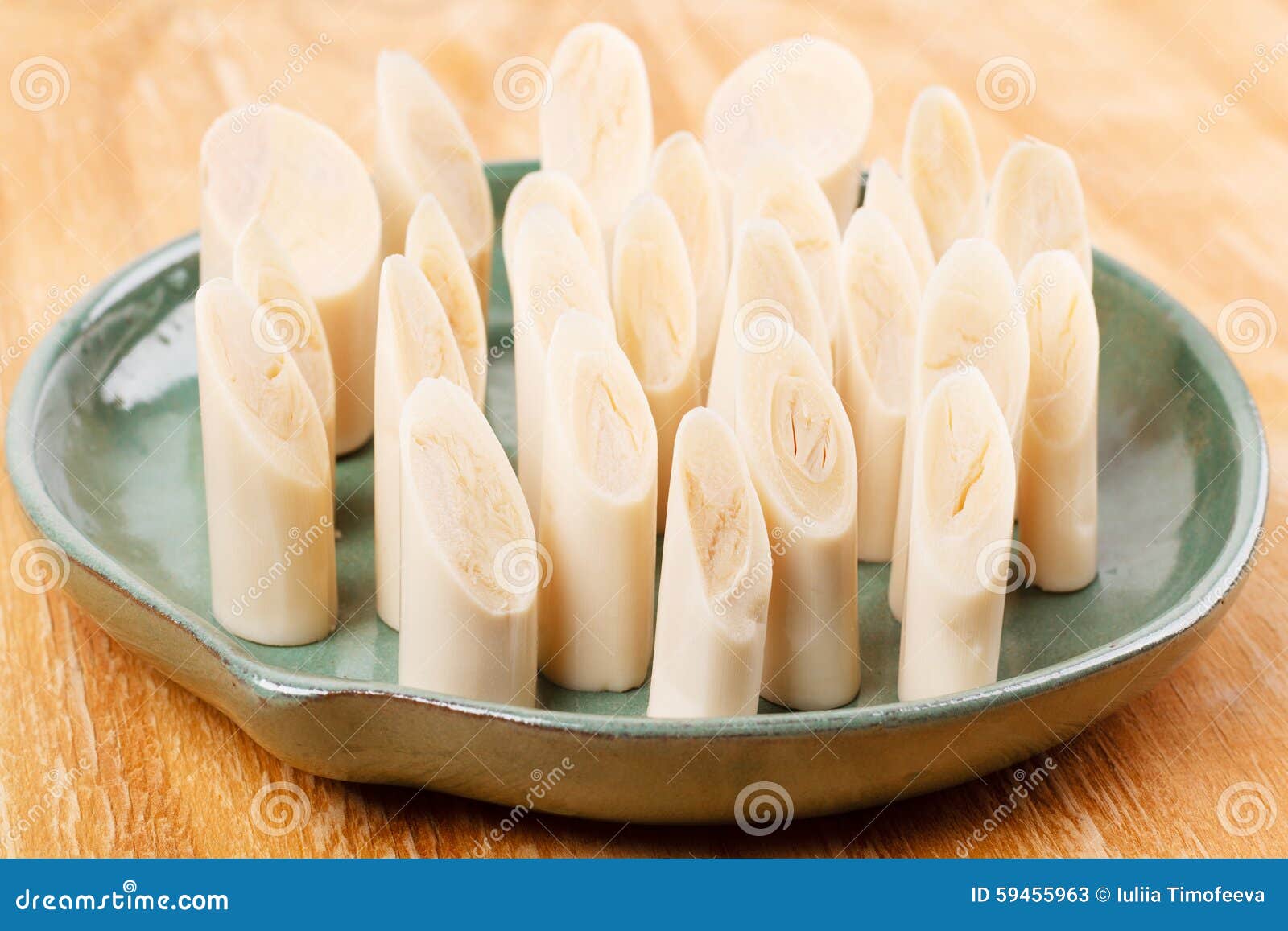 heart of palm (palmito) on plate