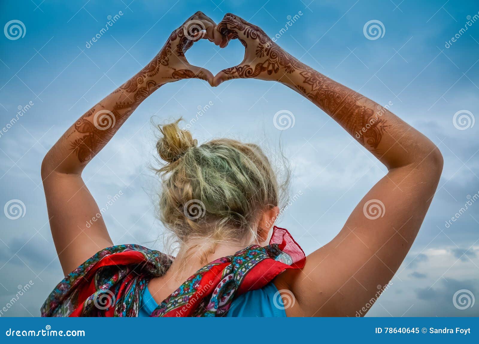 Blond Nurse Cartoon with Mask is Doing a Hand Pose in Heart Shape that  Means Love Stock Illustration - Illustration of pediatrics, service:  185572974