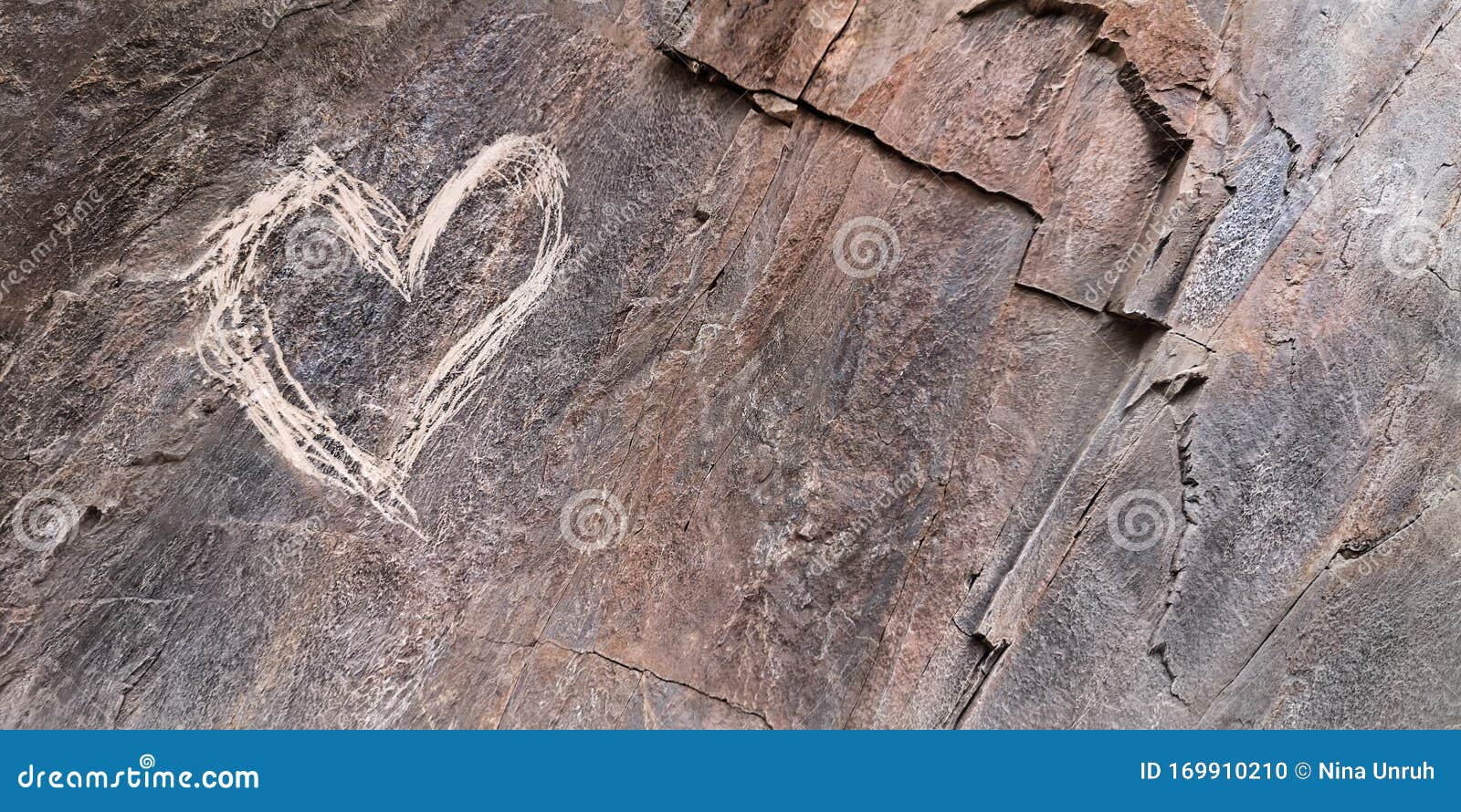 Heart Roughly Scratched on a Rock. Concept of Impulsive Expression of ...