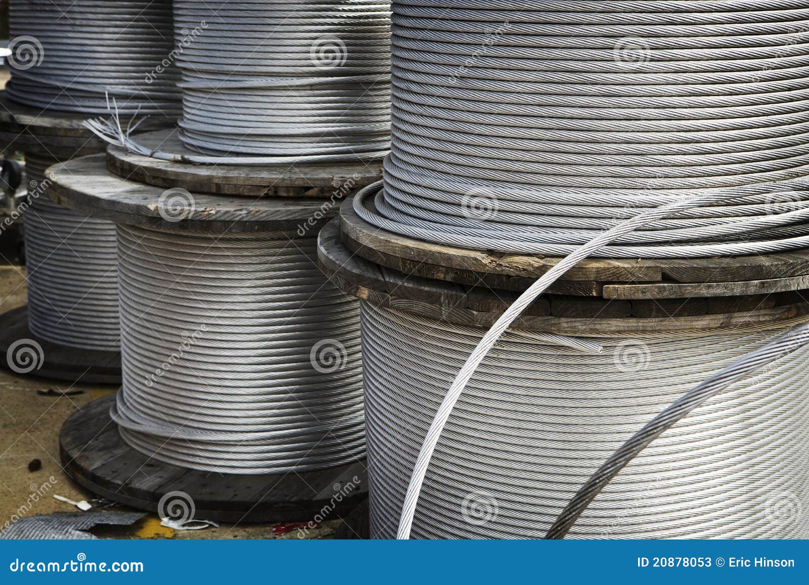 Heavy Duty Metal Cable stock image. Image of industrial 20878053