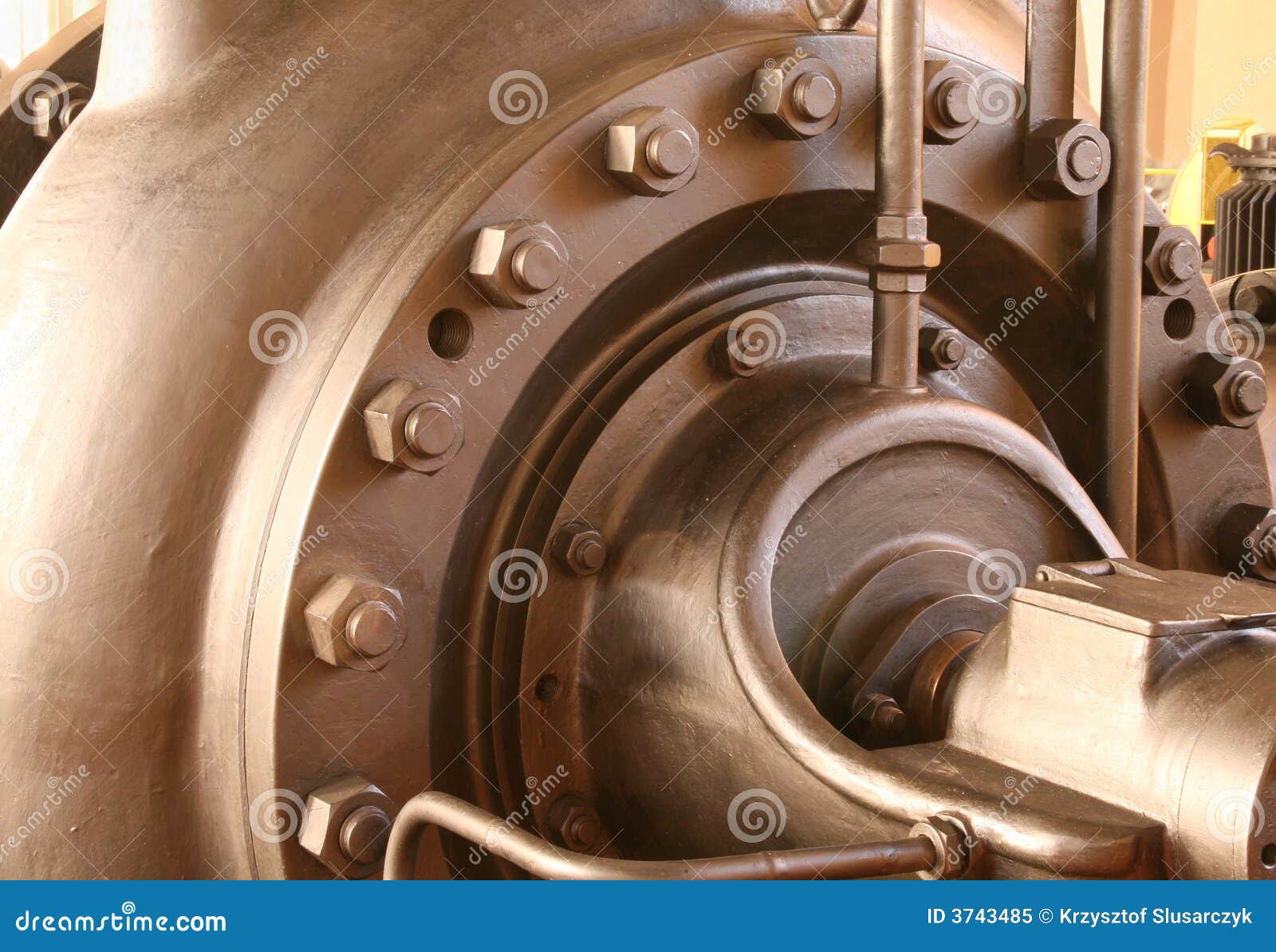 Heavy pumping machinery stock image. Image of machine 3743485