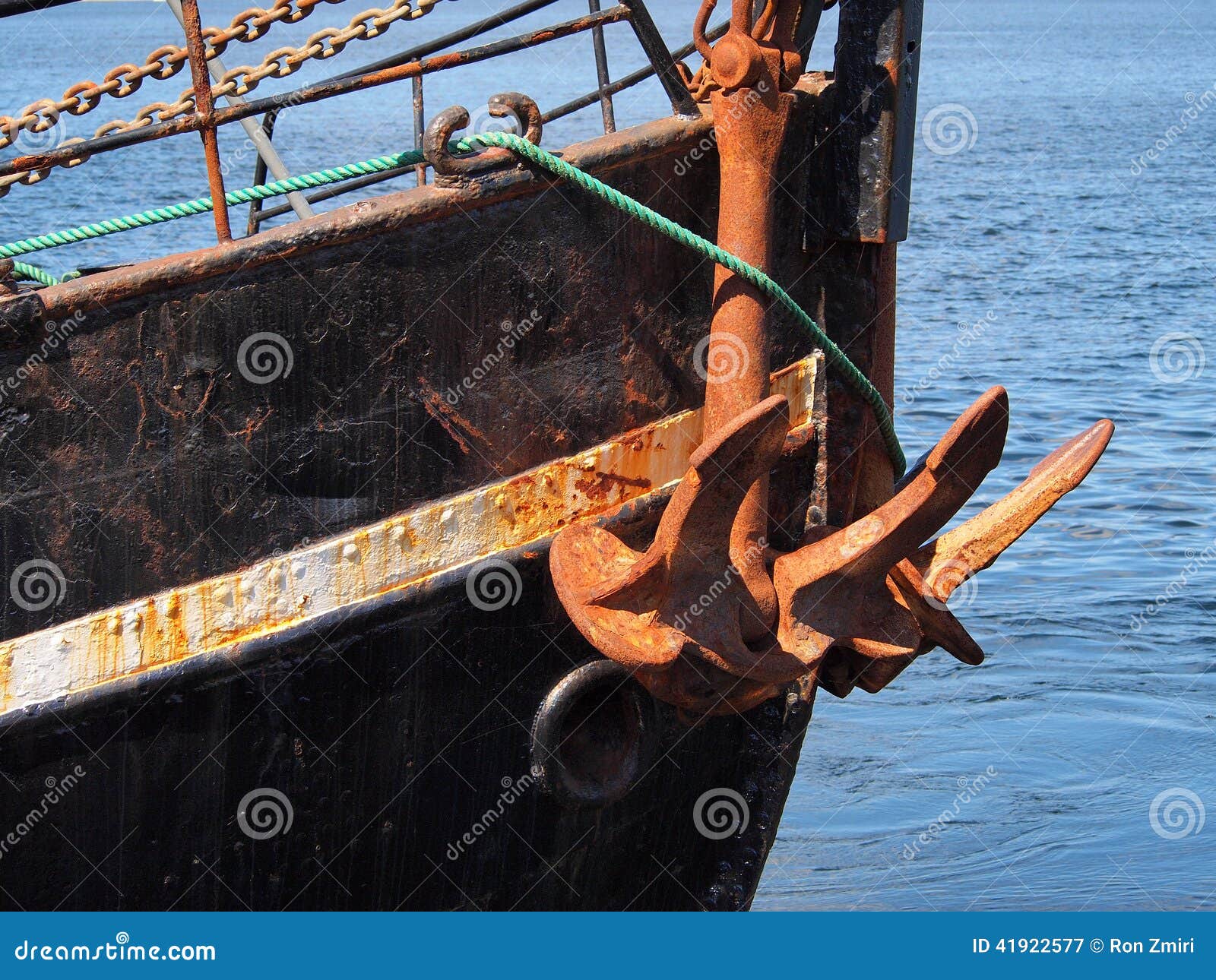 https://thumbs.dreamstime.com/z/heavy-ship-boat-anchor-marine-metal-marine-boating-transportation-background-image-41922577.jpg