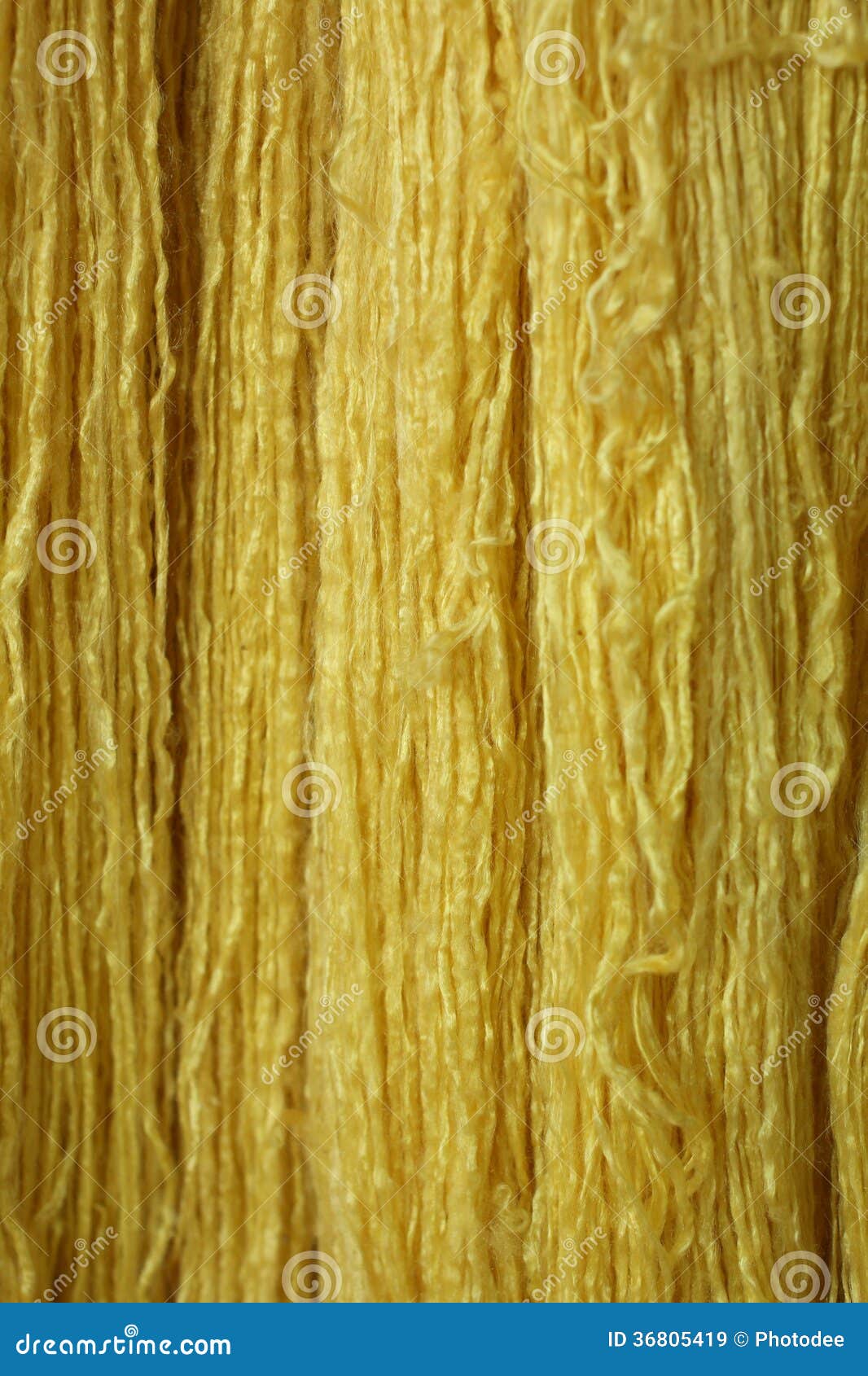 Hecho a Mano De La Seda Cruda Imagen de archivo Imagen de silkworm