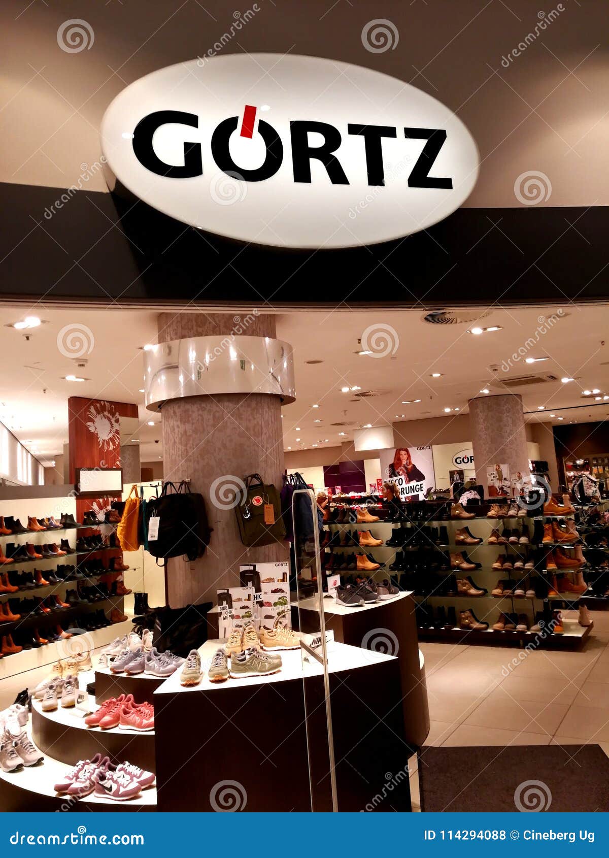 shoe stores in hamburg germany