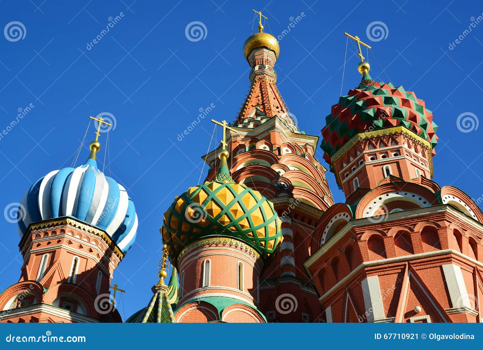 Heiliges Basil Cathedral und Vasilevsky-Abfall des Roten Platzes in Moskau der Kreml, Russland