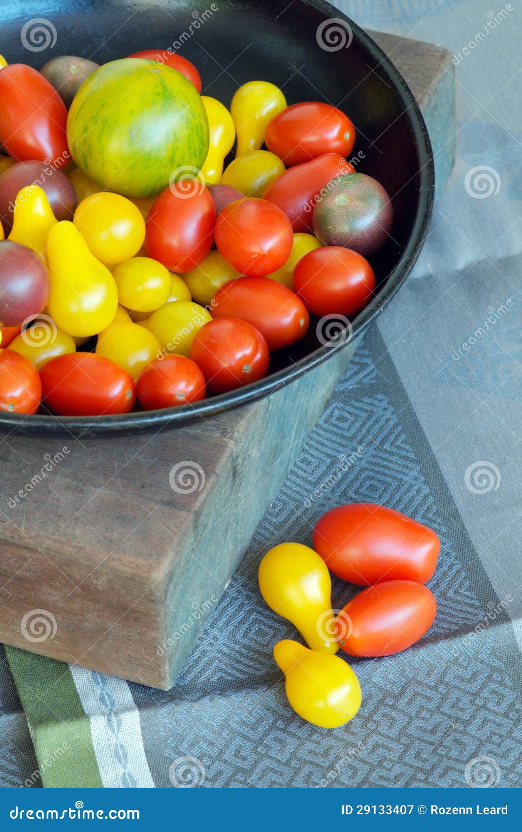 Heirloom tomatoes stock image. Image of nutrients, heritage 29133407