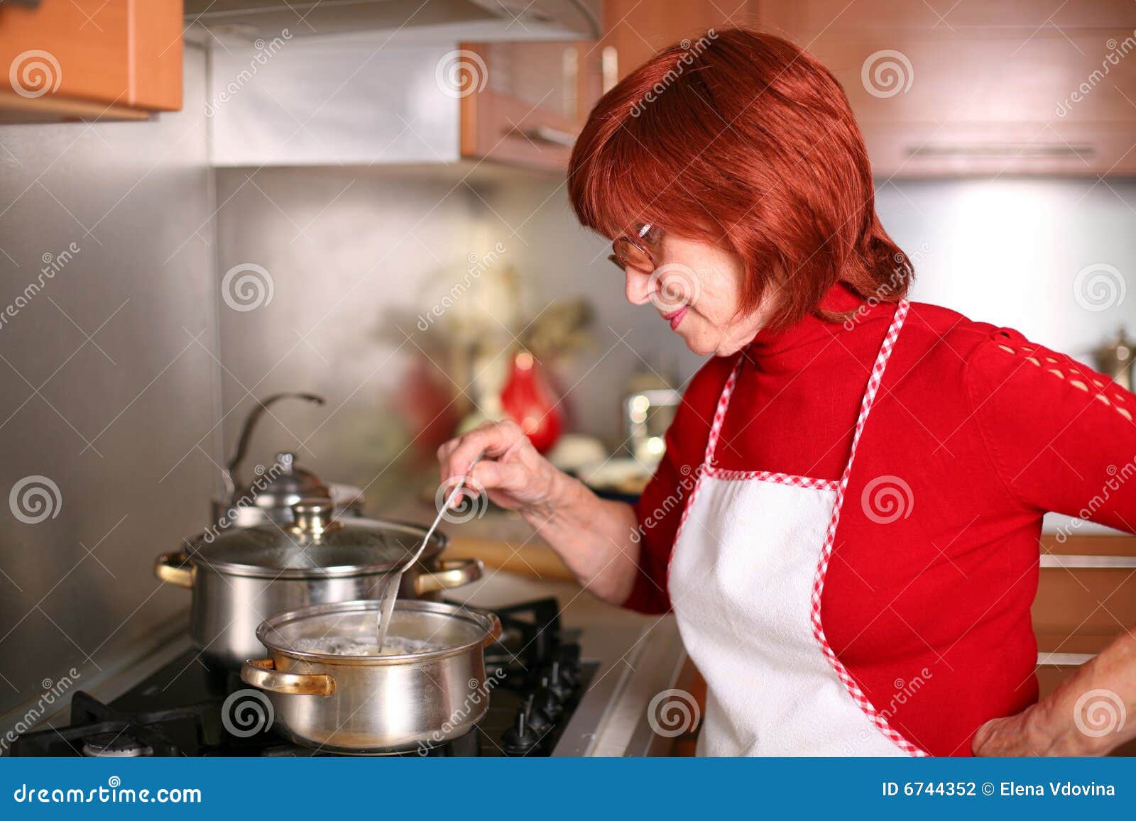 Russian Housewife